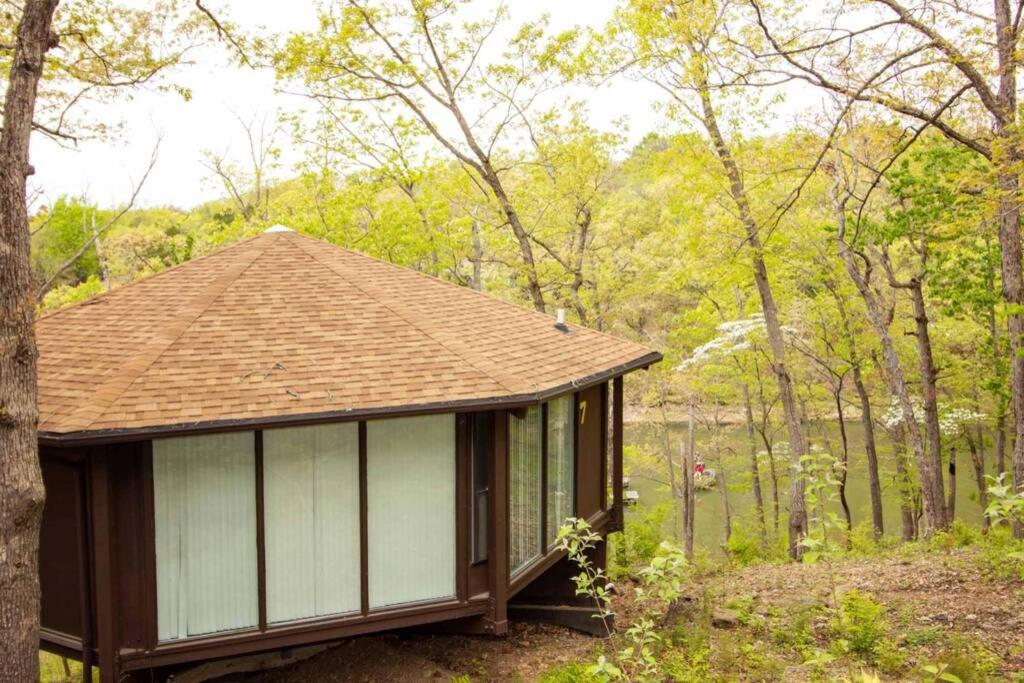 Unit 7 - 2 Bedroom Treetop Villa