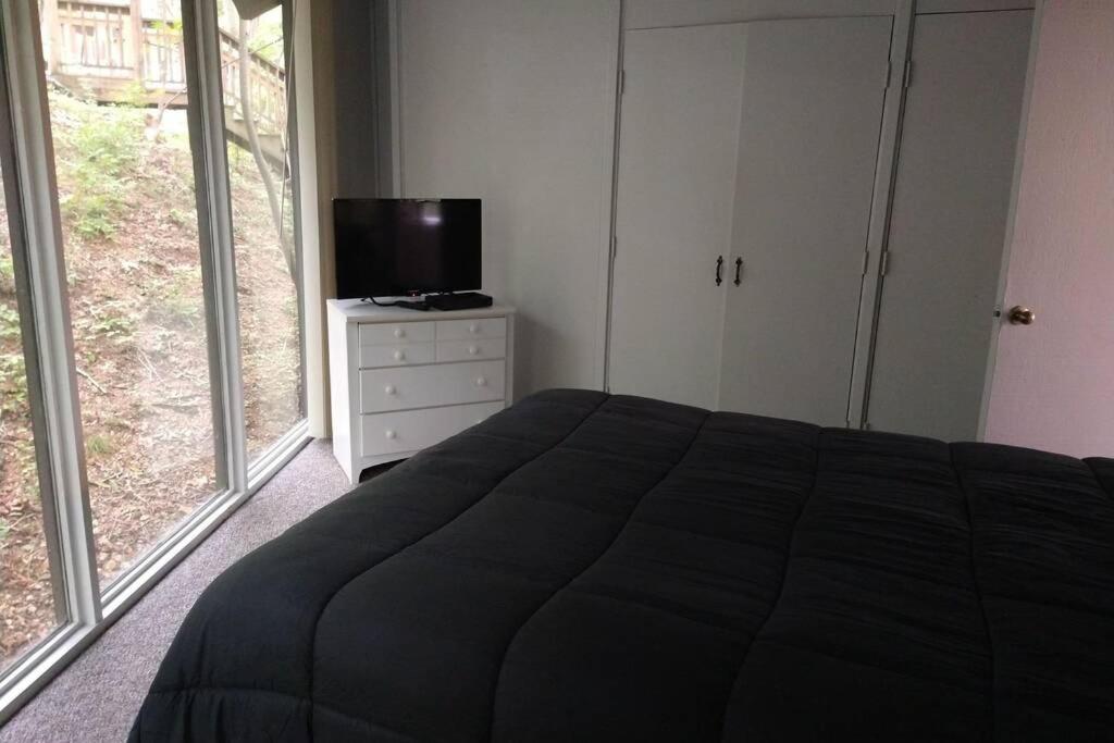 Unit 12 - Treetop 2 Bedroom Villa