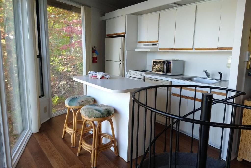 Unit 20 - Treetop 2 Bedroom Villa view 5