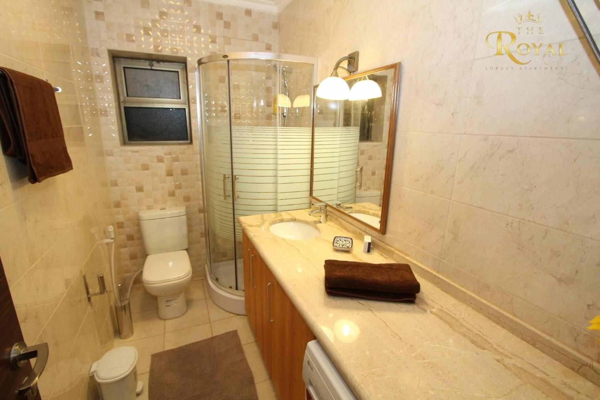 The Royal Luxury Superior King view 5