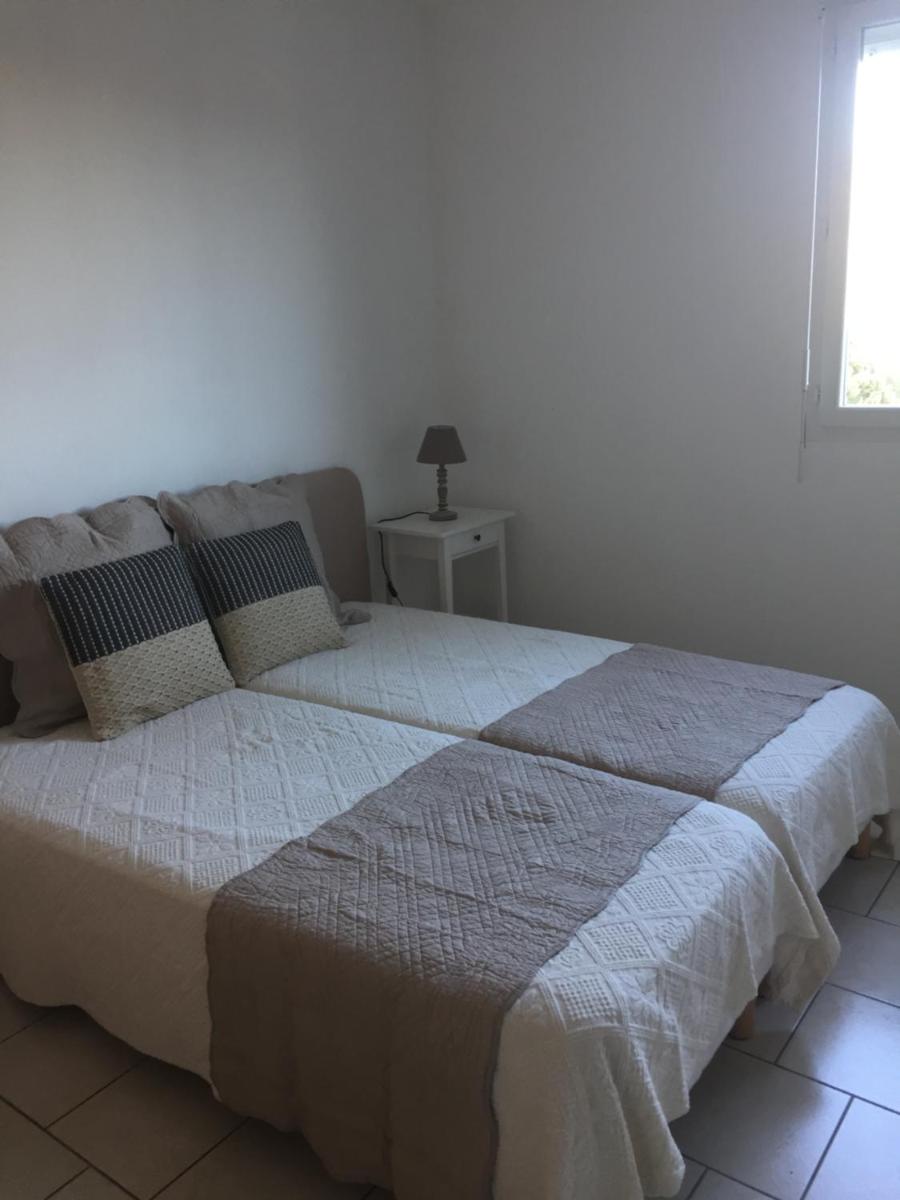 Manureva Calvi photo 2