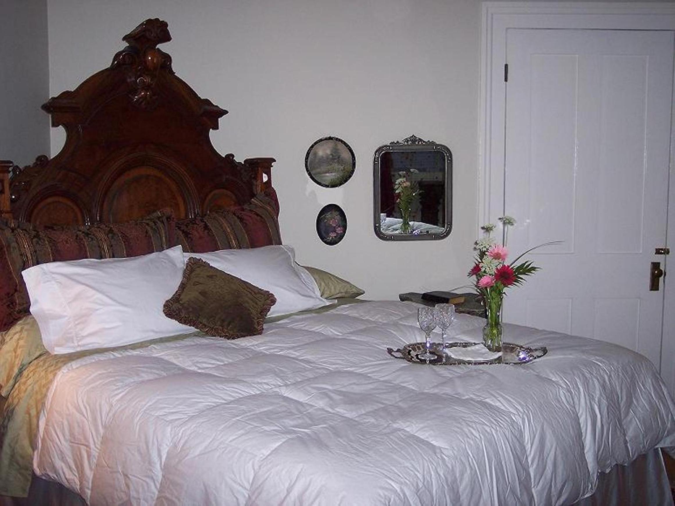 Shadowlawn Bed and Breakfast