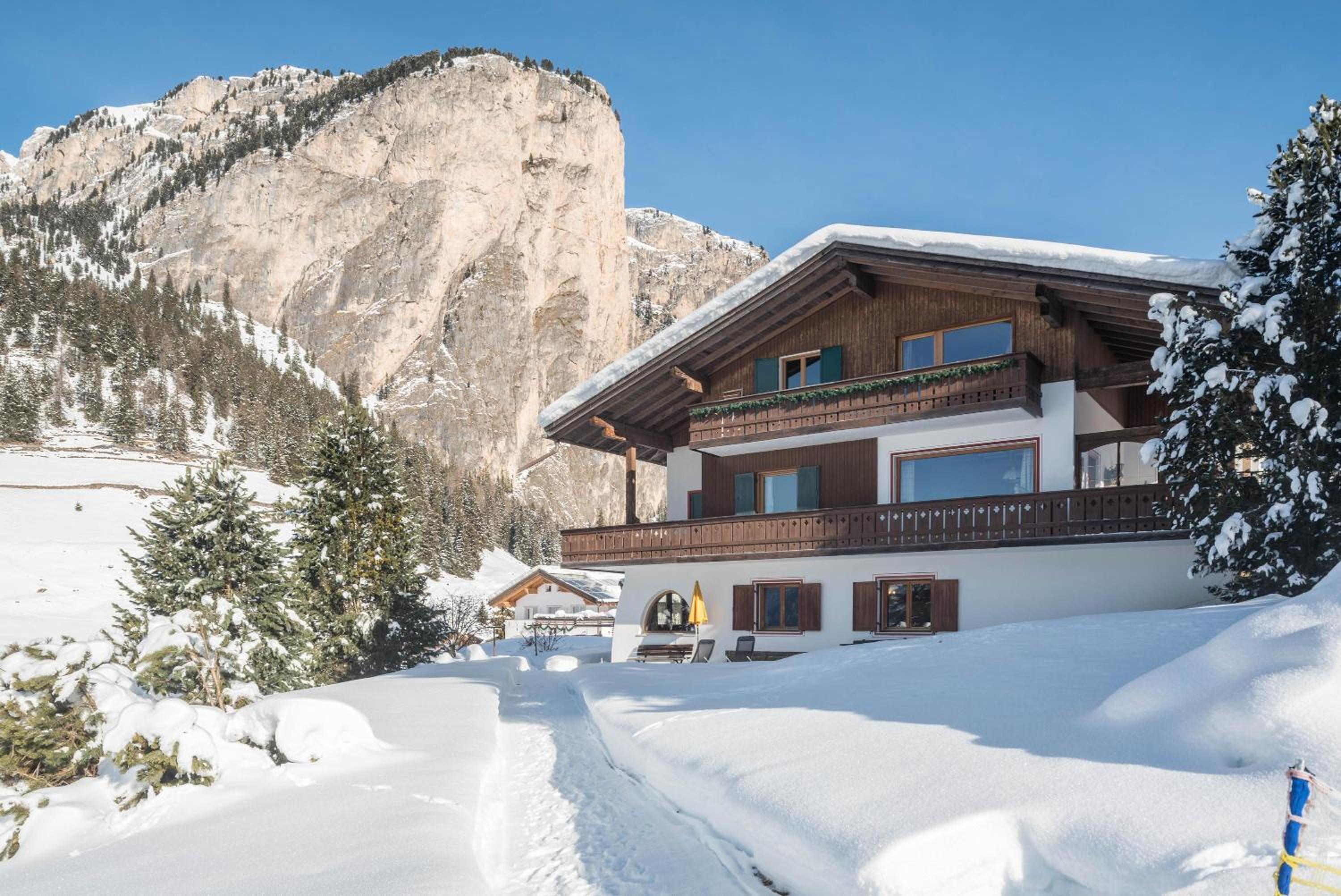 Panoramico Haus Forelle view 3