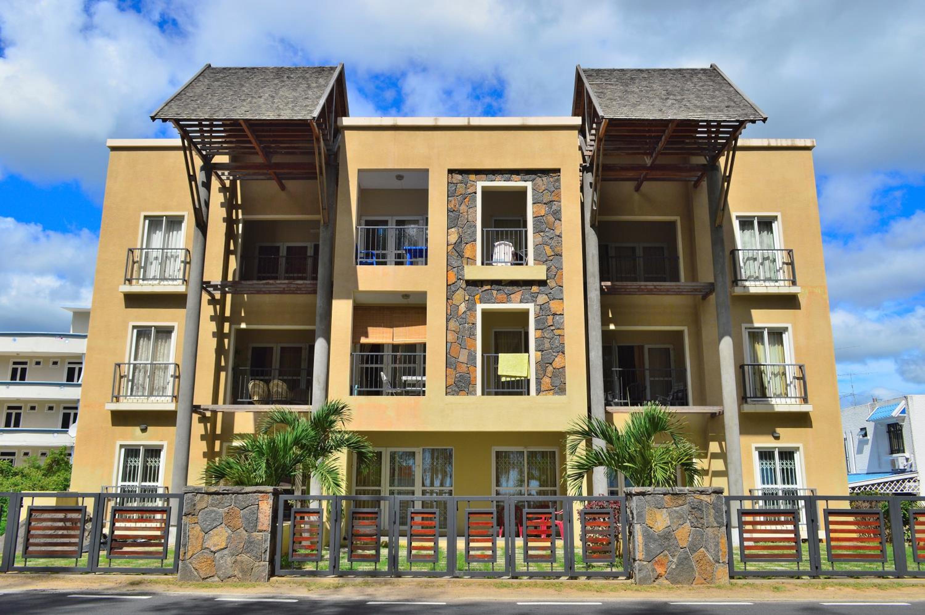 Paradya Beach Apartments