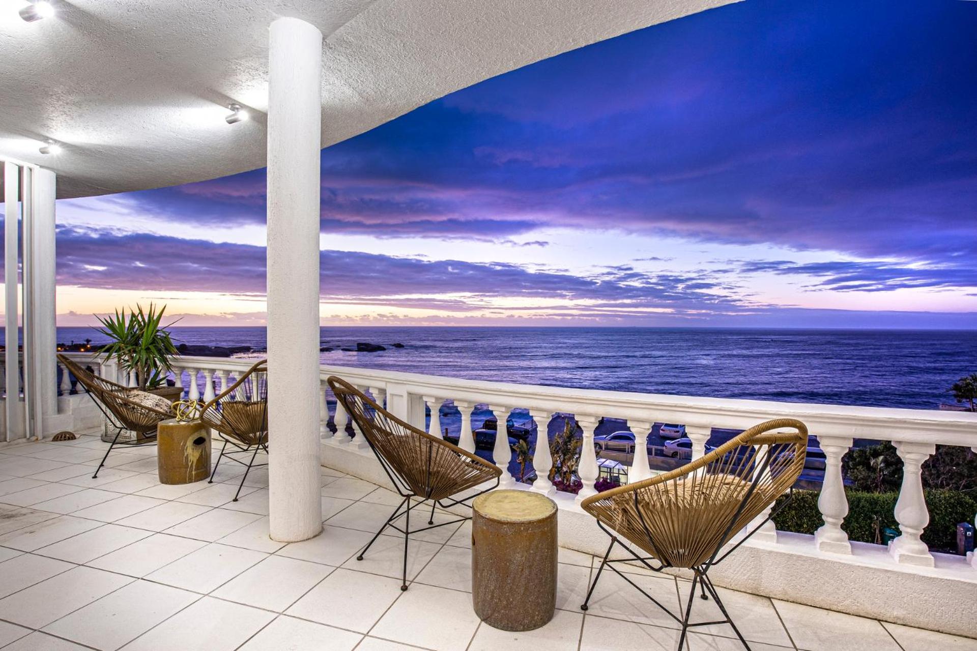 Clifton YOLO Spaces - Clifton Beachfront Apartments view 3