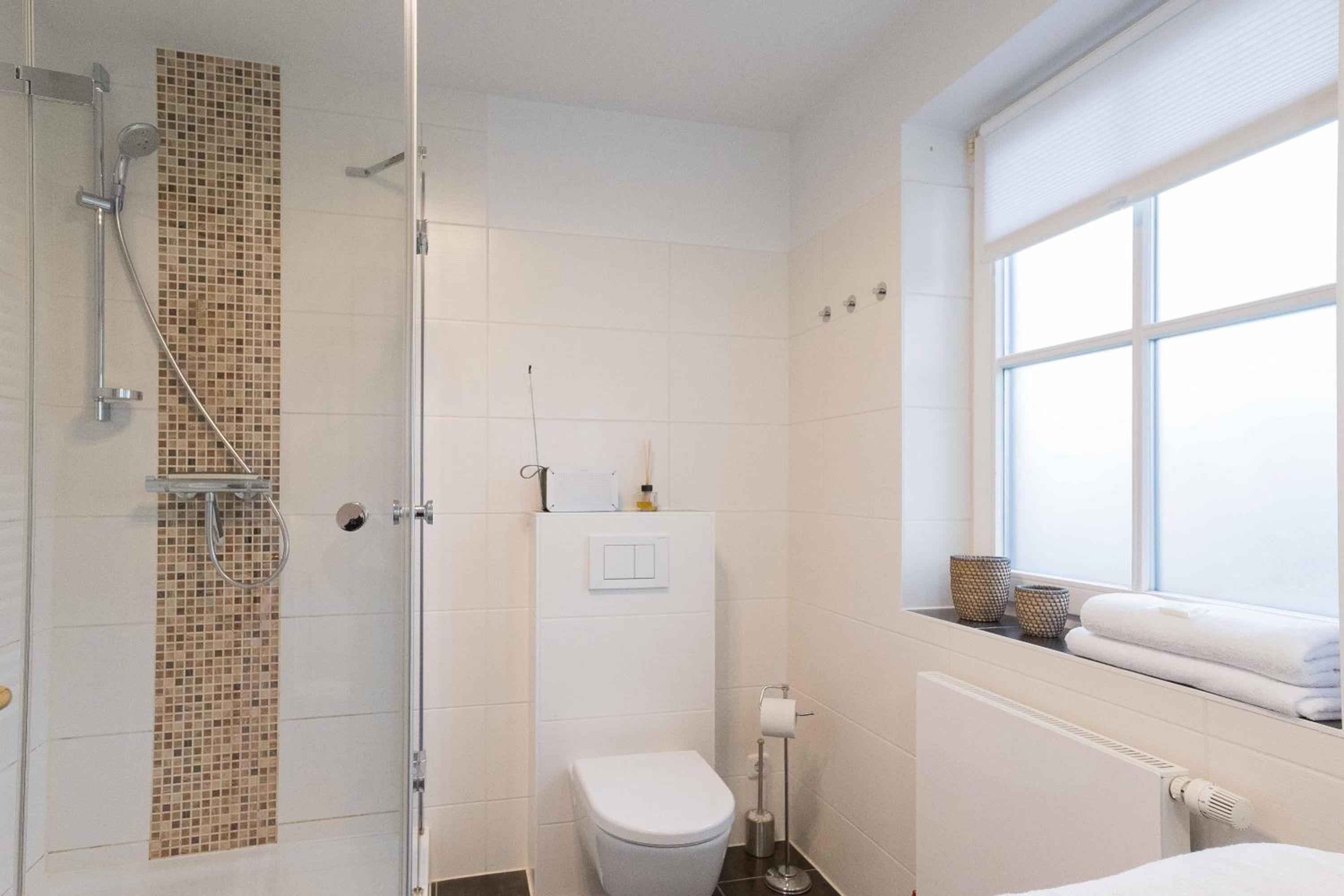 Born - Wieck Ferienwohnung Butt view 5