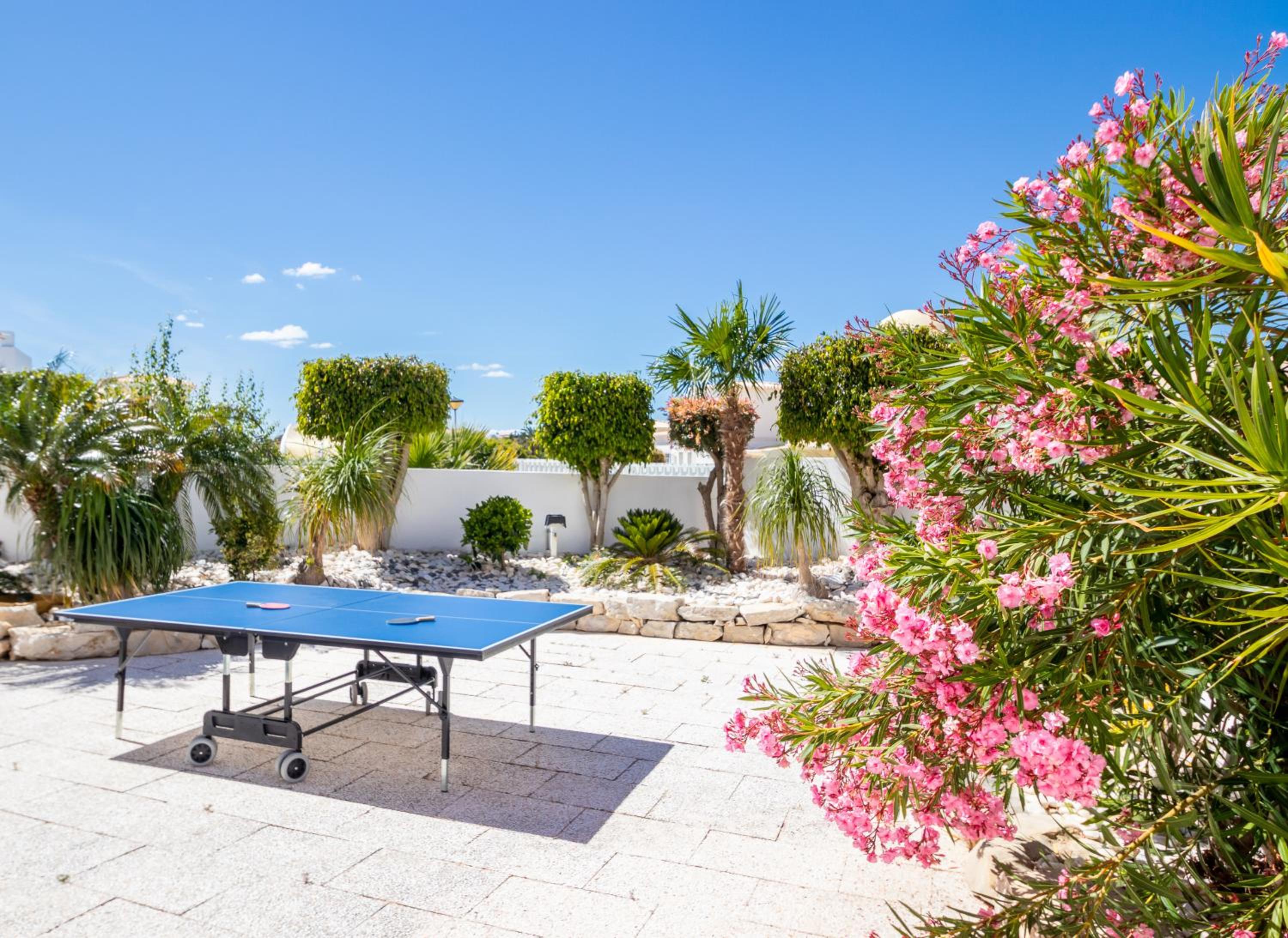 Villa Manihi - Moradia elegante com BBQ e piscina aquecível - Albufeira