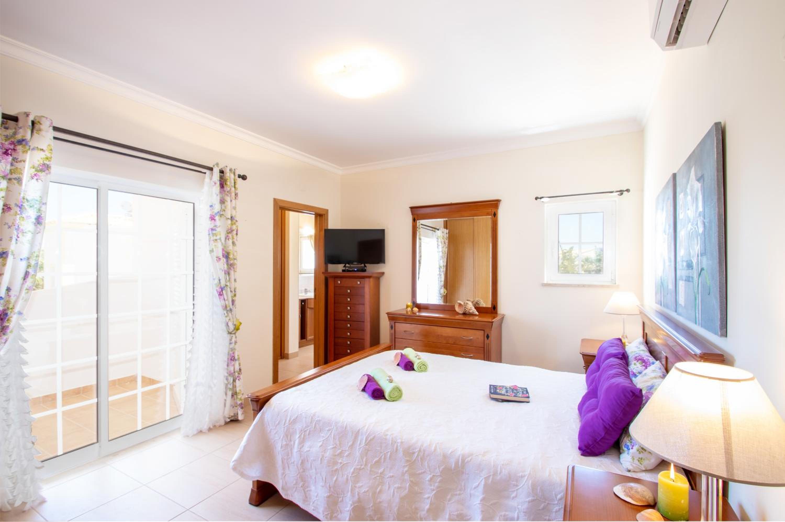 Villa Manihi - Moradia elegante com BBQ e piscina aquecível - Albufeira