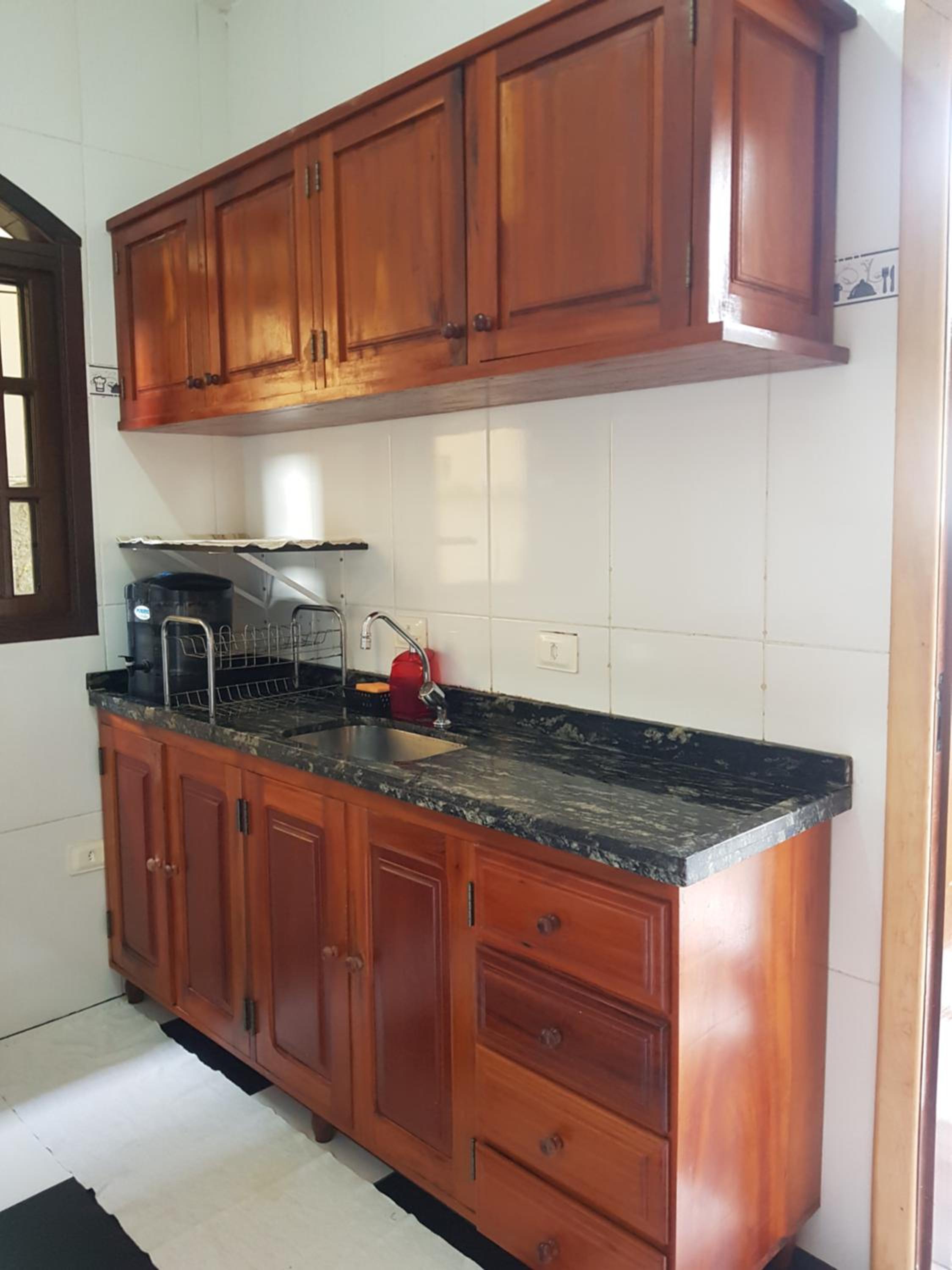 Casa Pouso Aconchego Para Ti - pertinho de Trindade com conforto e churrasqueira