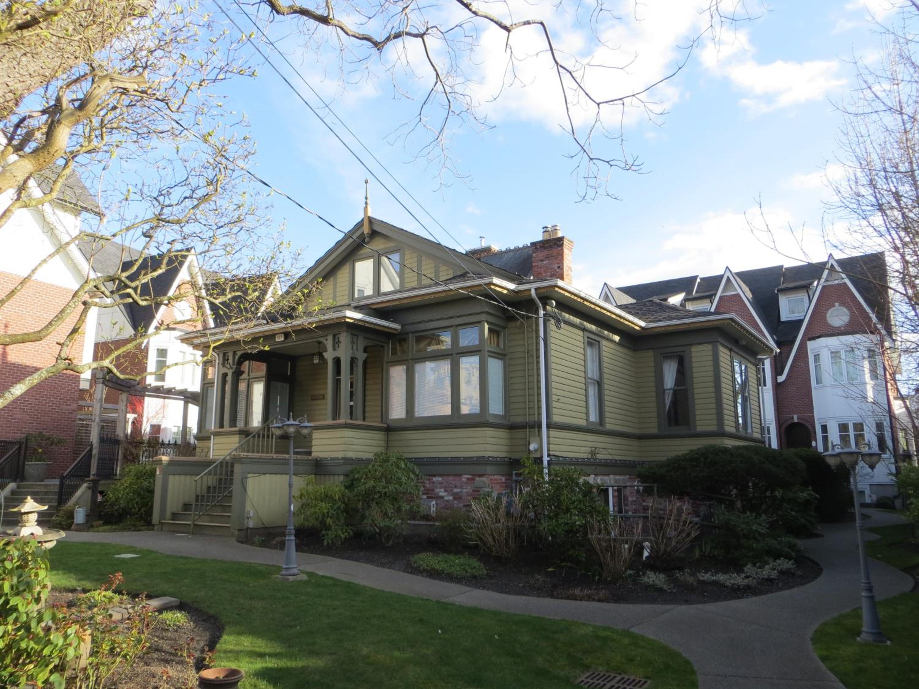 Robert Porter House Inn