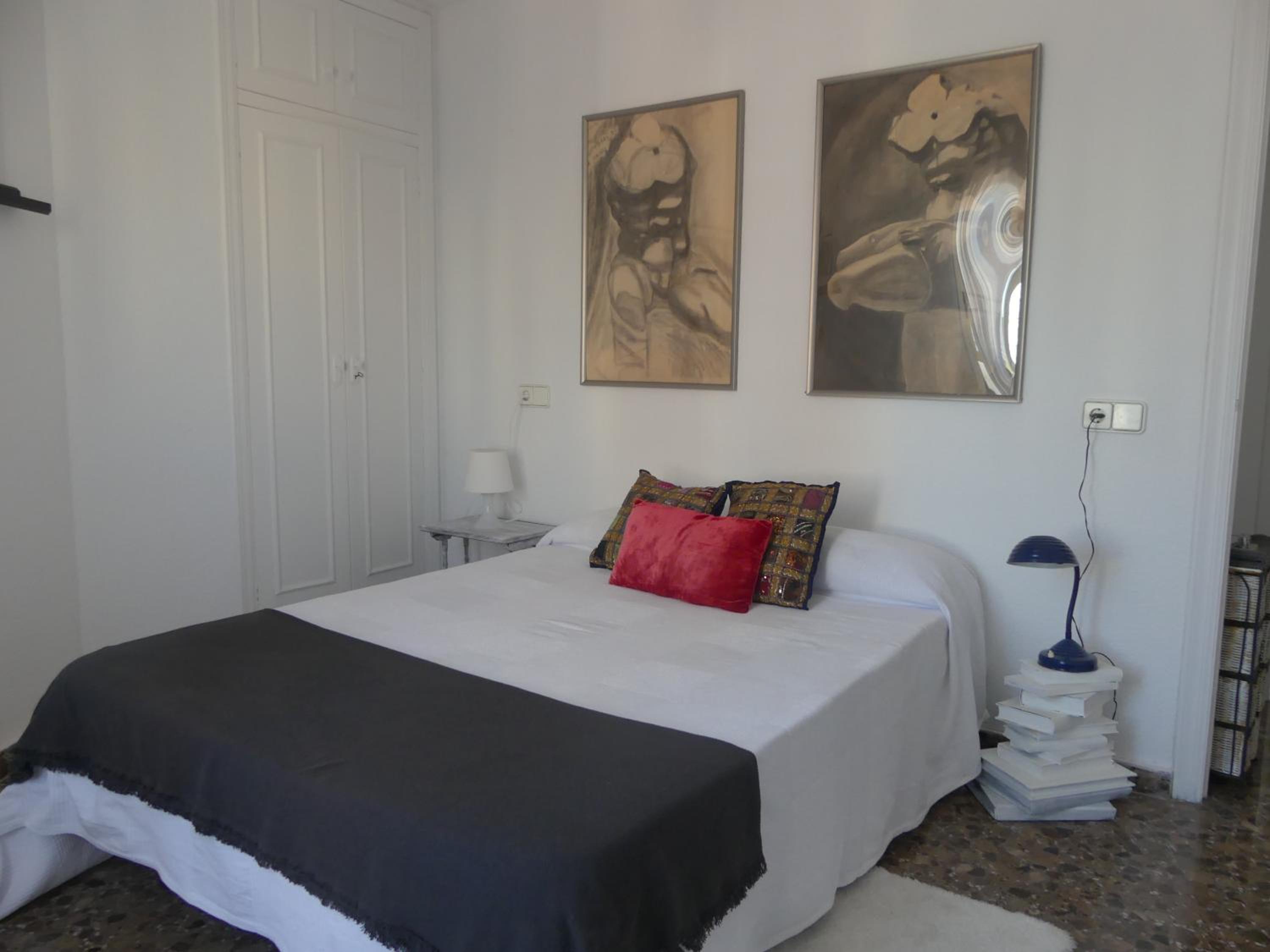 Garay Apartments view 4