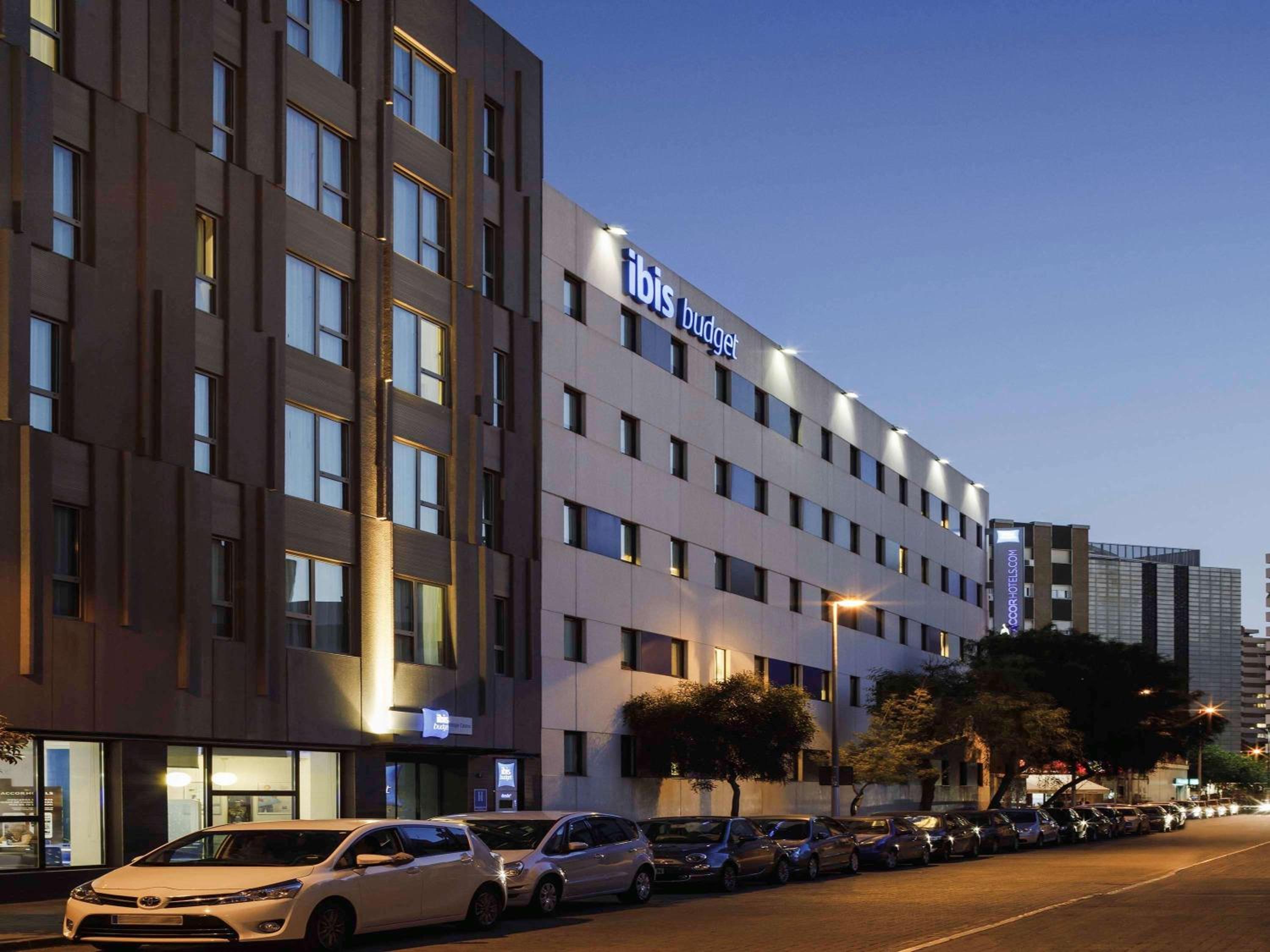 Hotel Ibis Budget Málaga Centro - Image 1