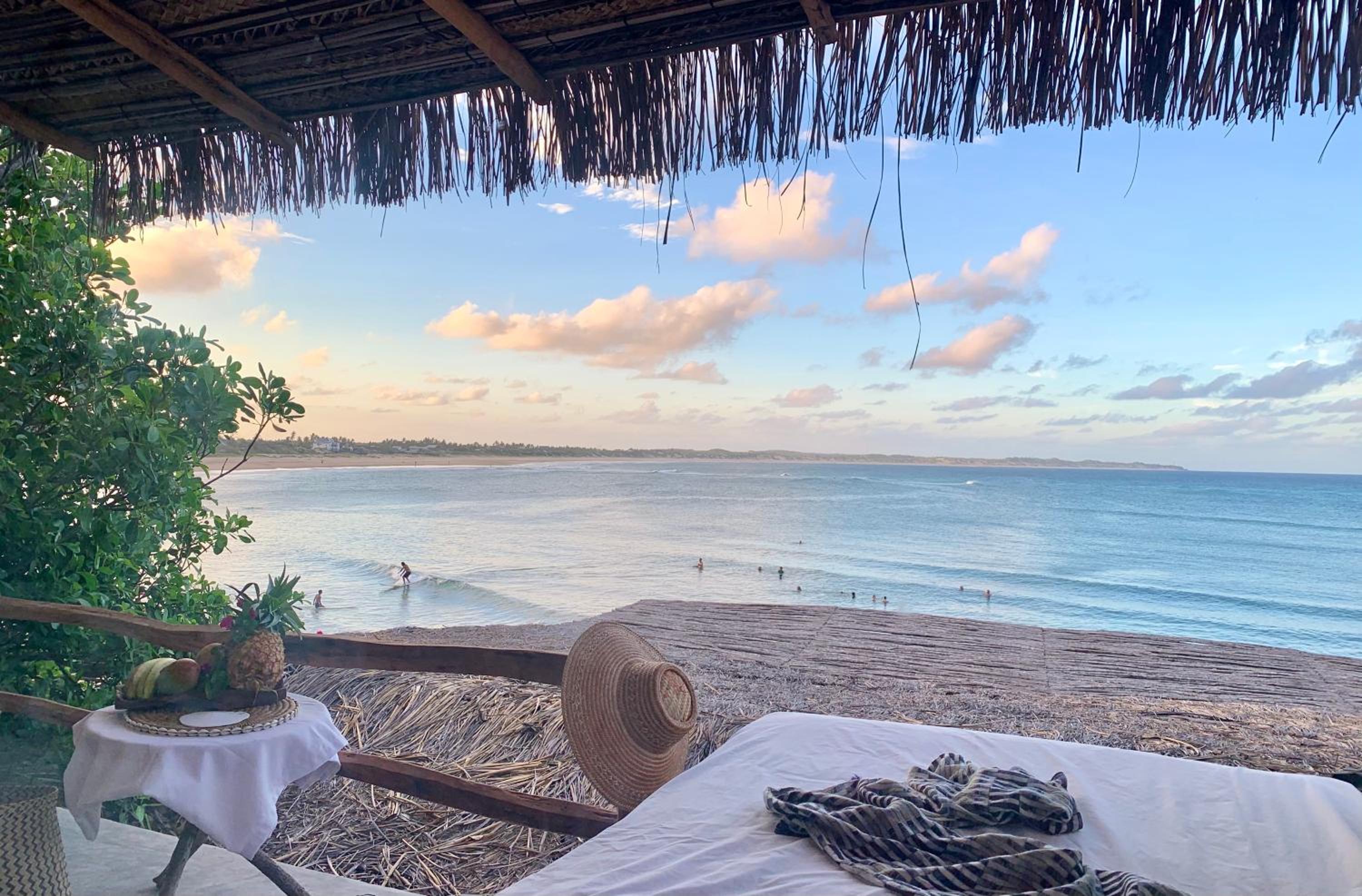 Casa na Praia Tofo- beach front hotel