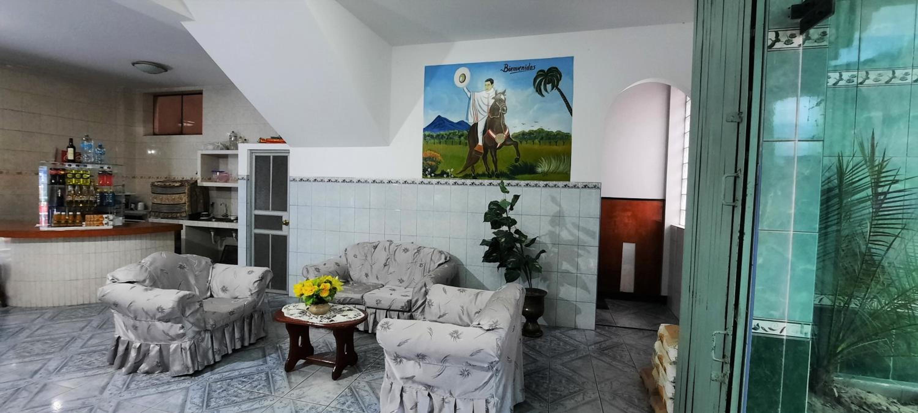 Hostal Las Palmeras view 4