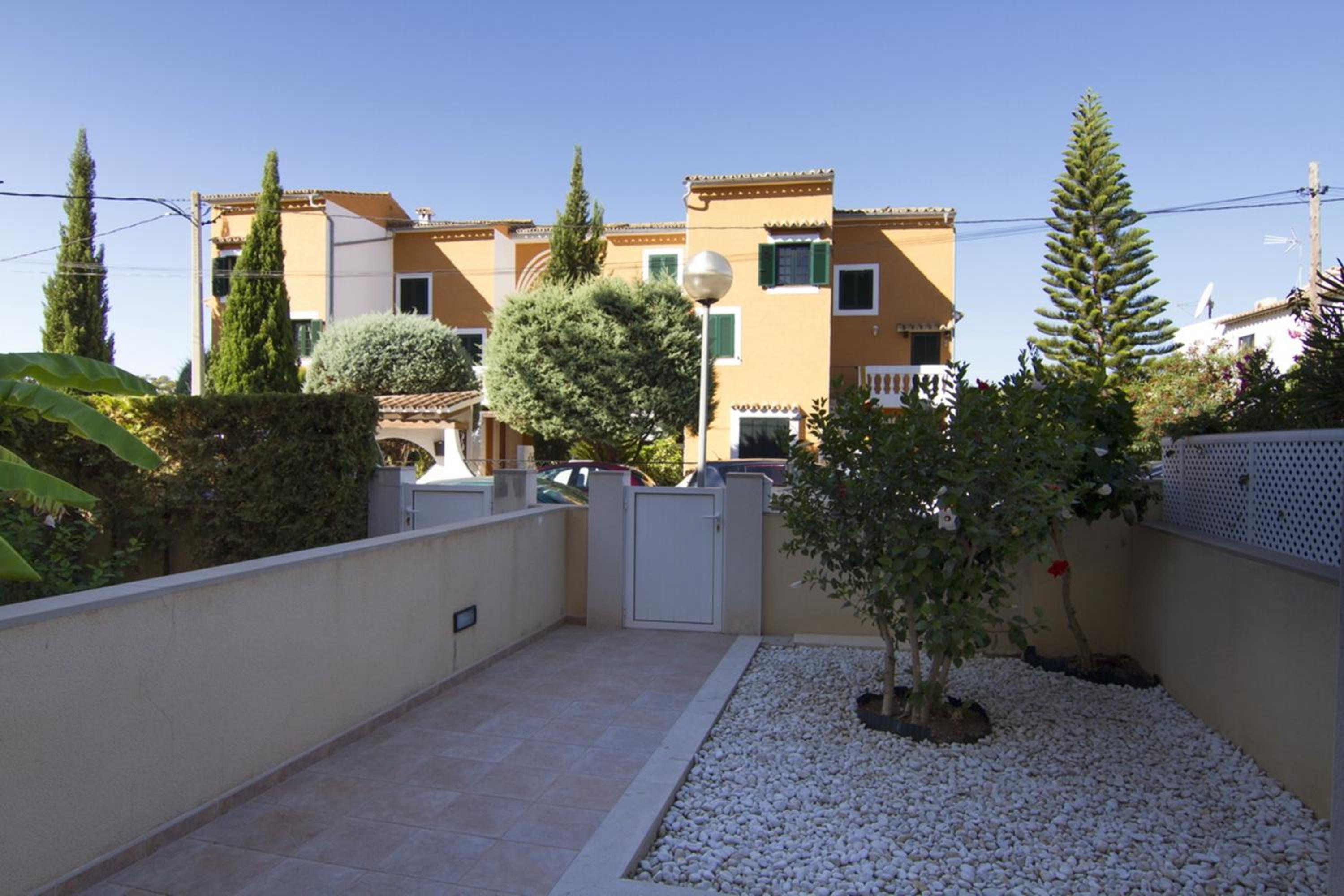 Spacious house near Port de Pollença with pool