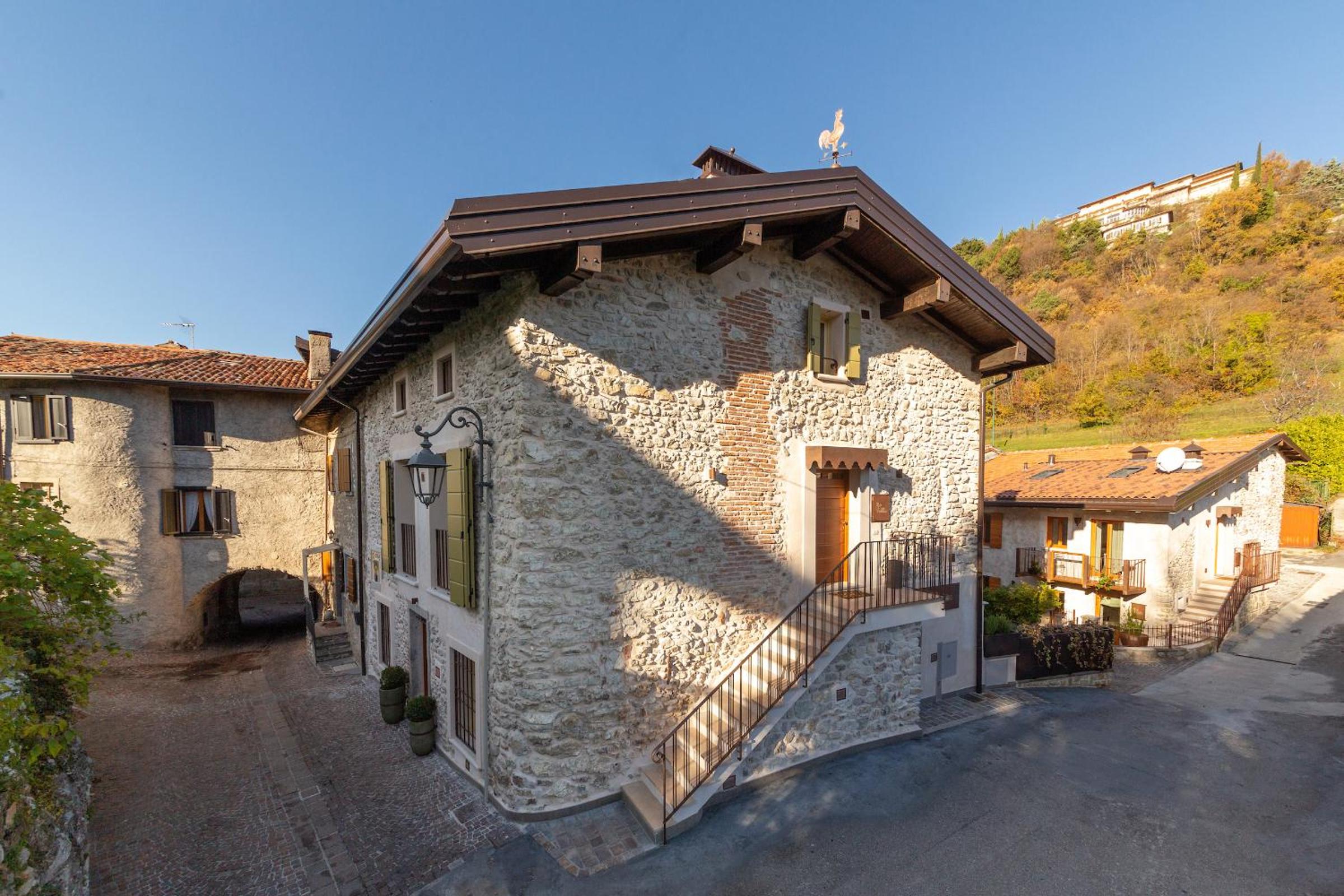 Borgo Cantagallo Casa Ofelia view 2
