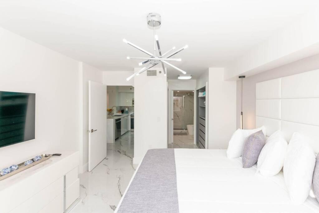 Yacht Club at Aventura Lux 2 Bed 2 Bath Brand New 2021 view 2