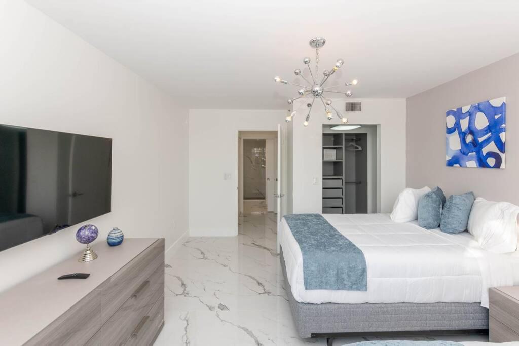 Yacht Club at Aventura Lux 2 Bed 2 Bath Brand New 2021 view 3