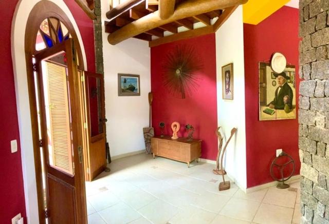 Villa Cachoeira da Rocha