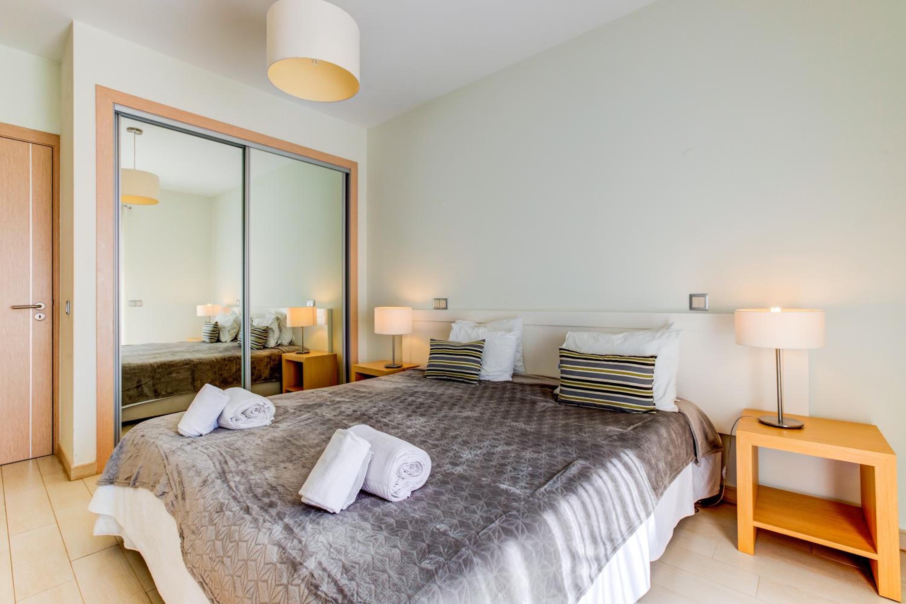 One Bedroom Apartment in Albur Village 1R view 3