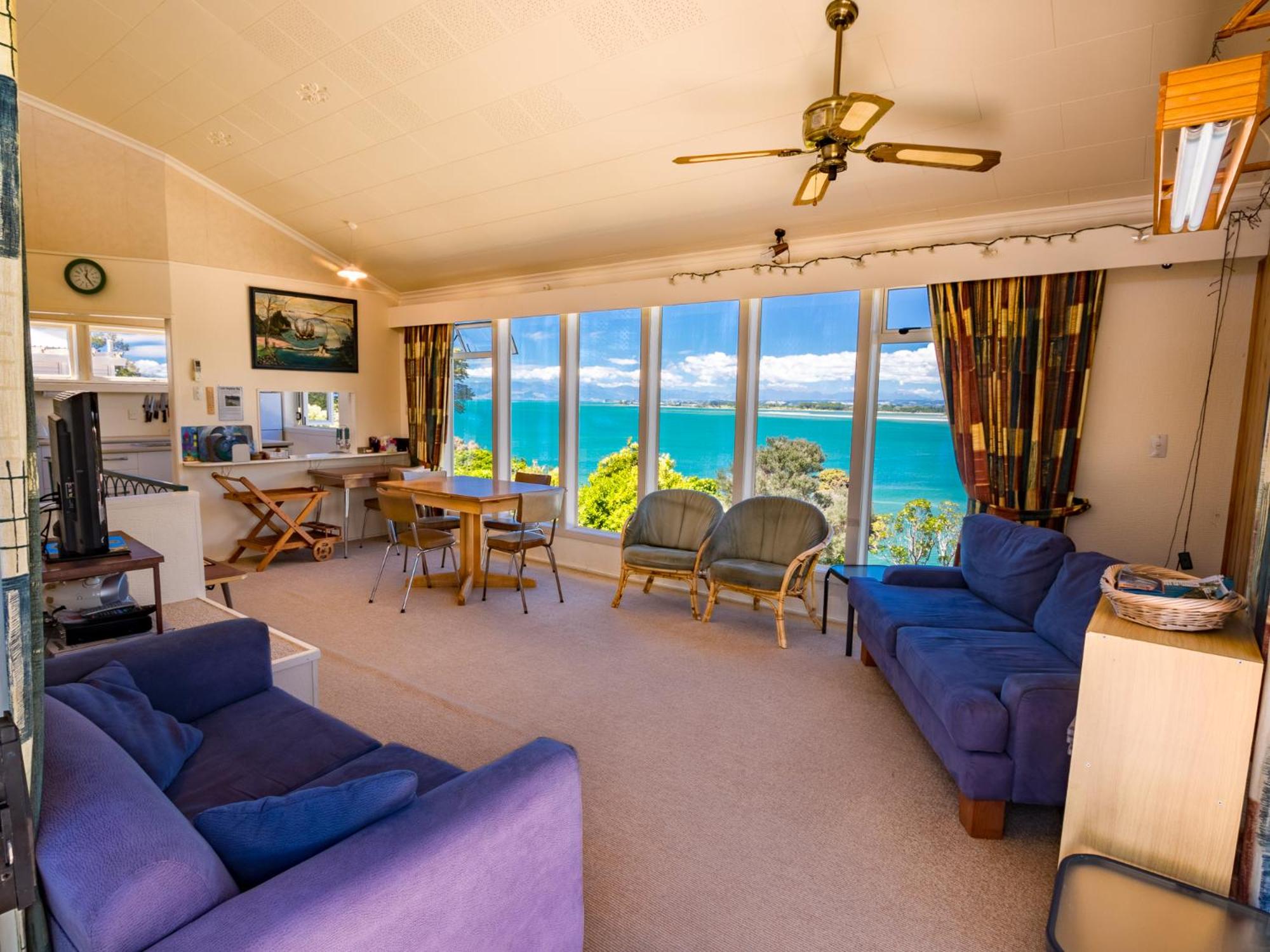 Bay Breeze - Stephens Bay, Kaiteriteri Home view 4