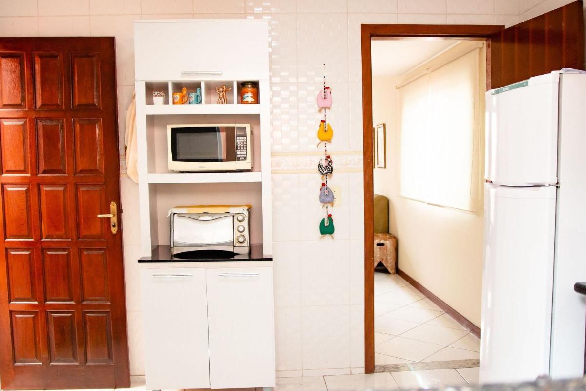 Casa próxima a praia de Costazul - WIFI 200MB - Garagem - 2 Quartos - Cozinha equipada - Churrasqueira