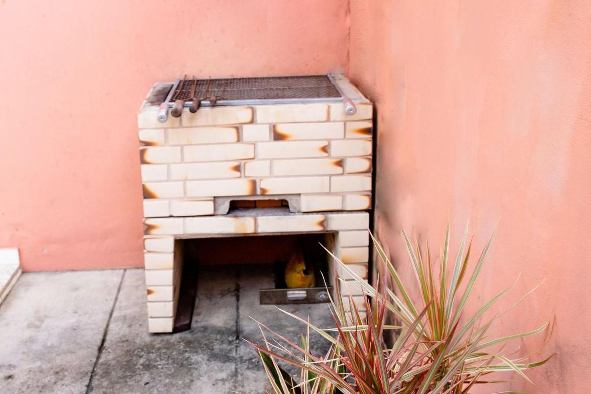 Casa próxima a praia de Costazul - WIFI 200MB - Garagem - 2 Quartos - Cozinha equipada - Churrasqueira