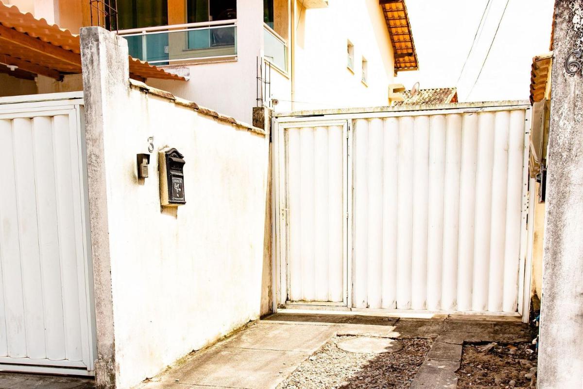 Casa próxima a praia de Costazul - WIFI 200MB - Garagem - 2 Quartos - Cozinha equipada - Churrasqueira