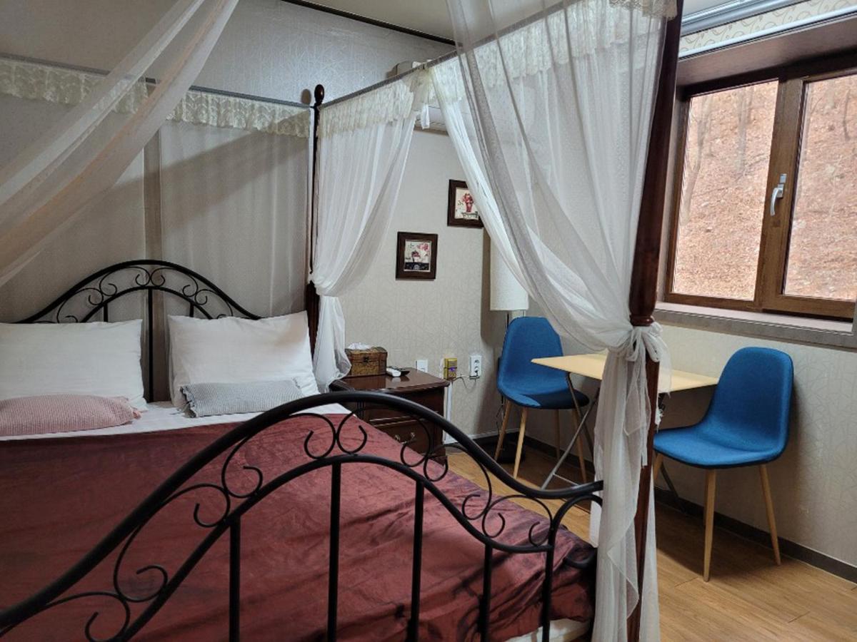 Sanaega Pension view 3