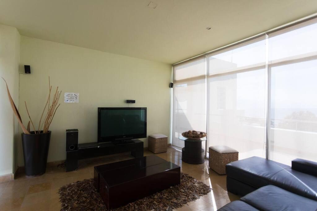 Luxurious Penthouse, breathtaking beach view!!!, fotografía 4