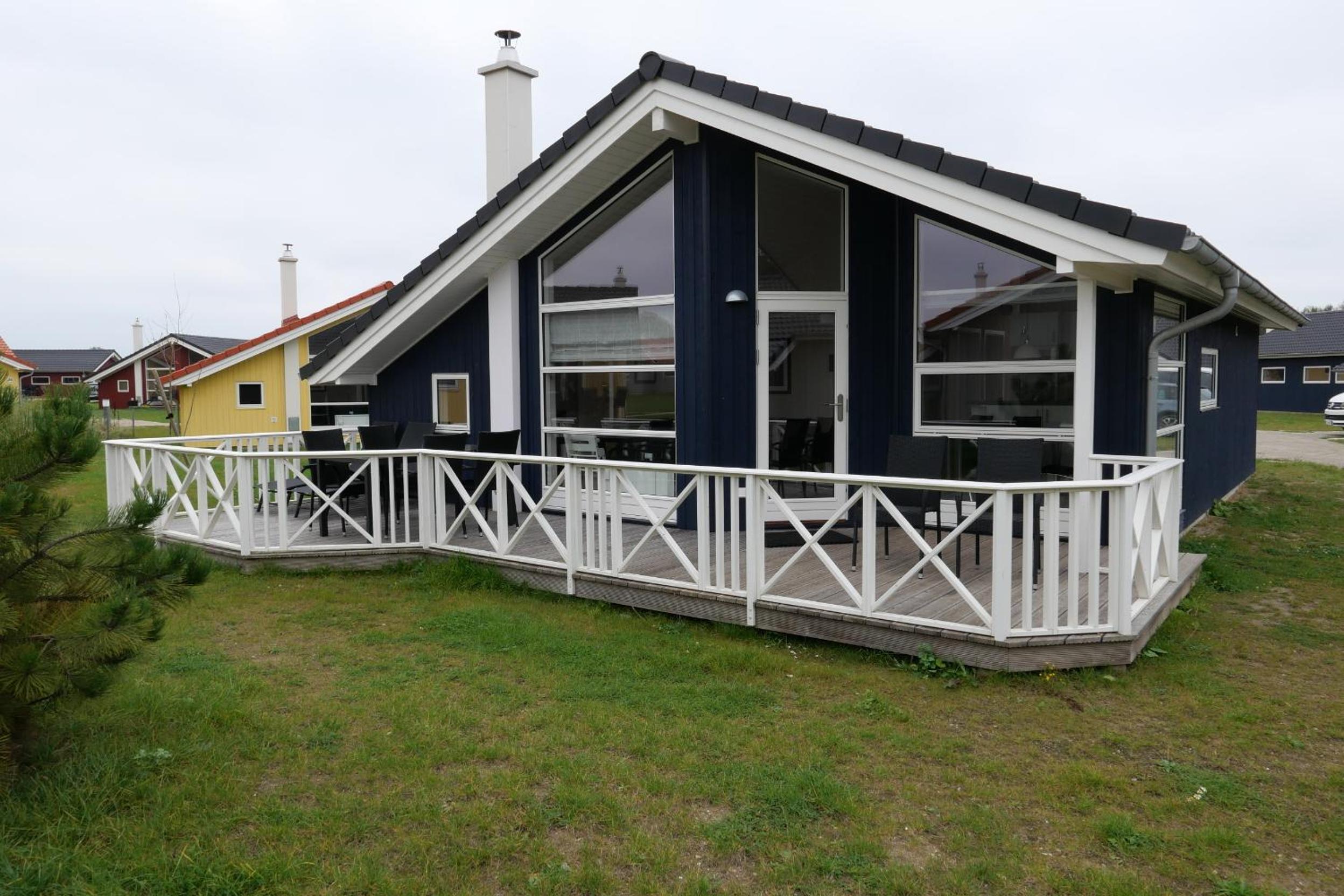 Resort 2 Ocean Cottage A 95
