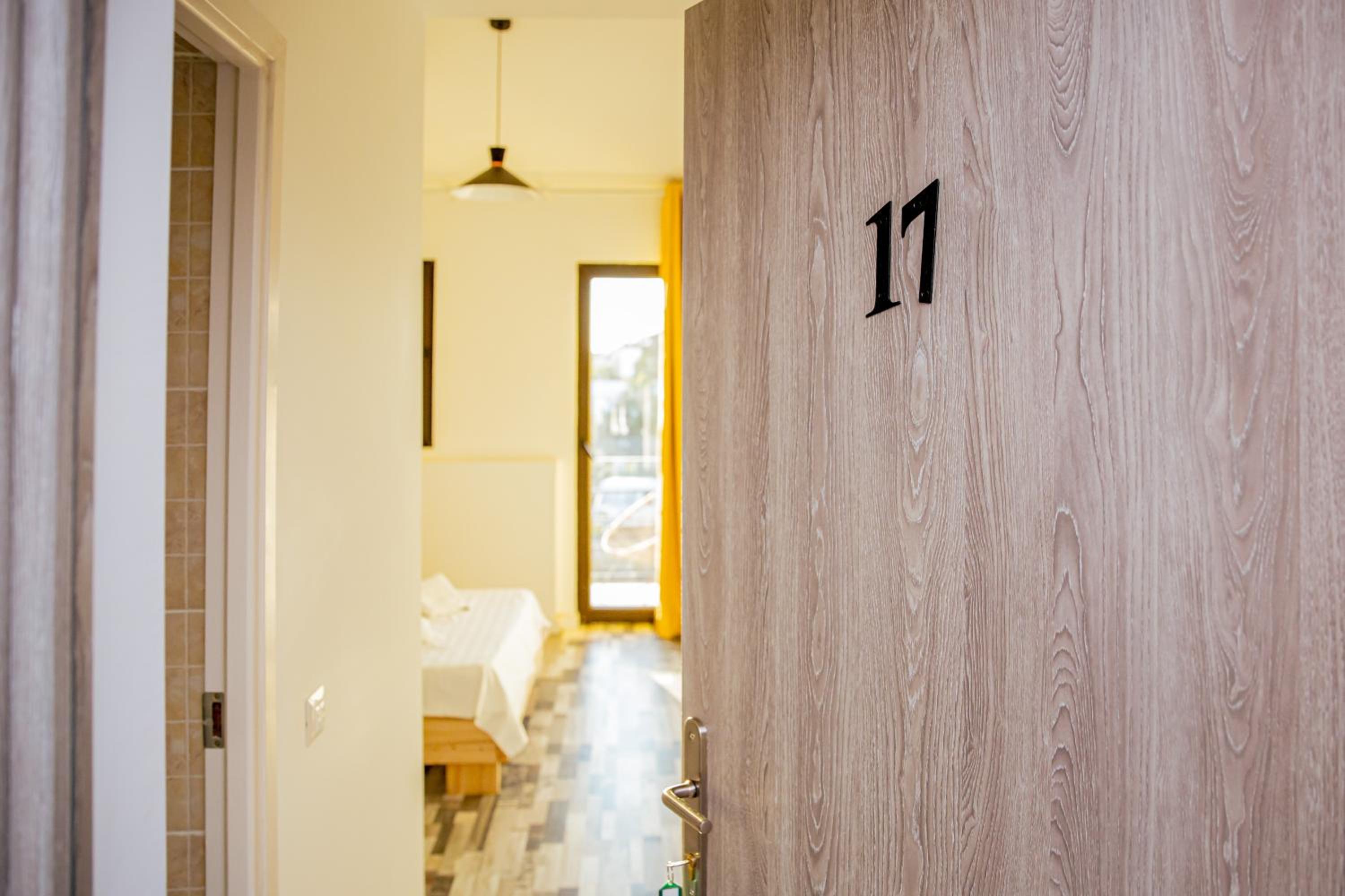 Photo 20