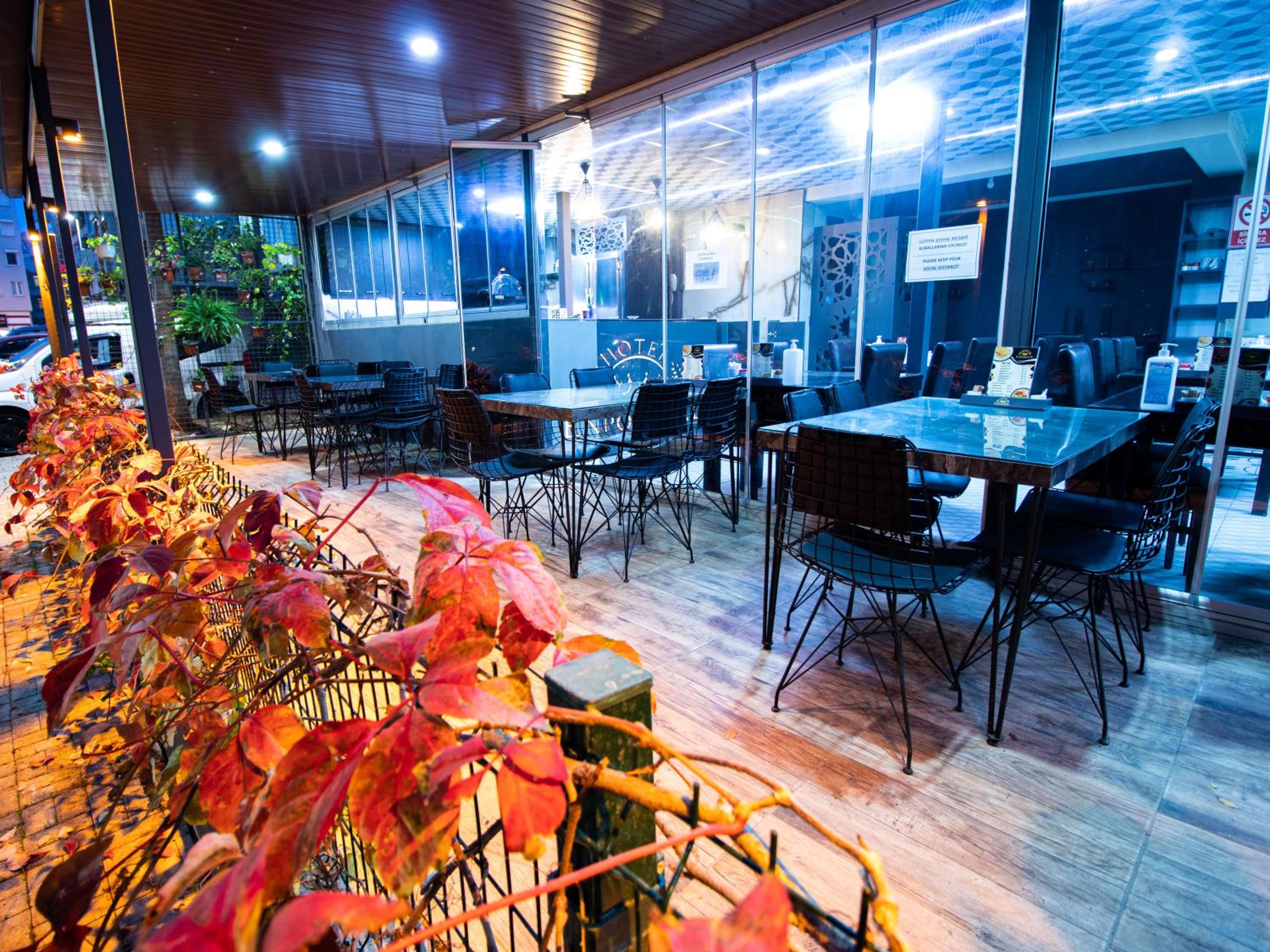 Exporoyal Hotel - Image 7