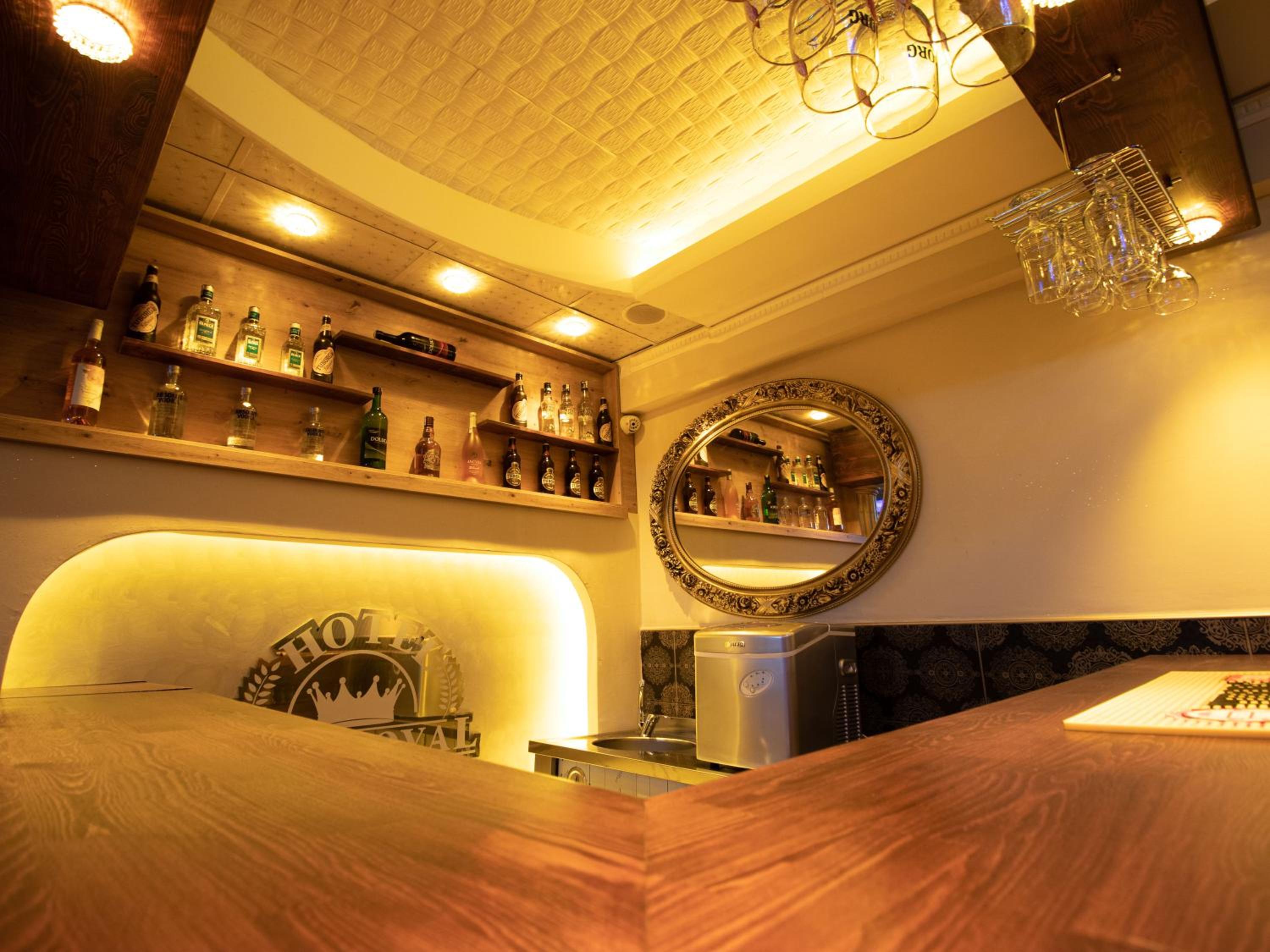 Exporoyal Hotel - Image 14