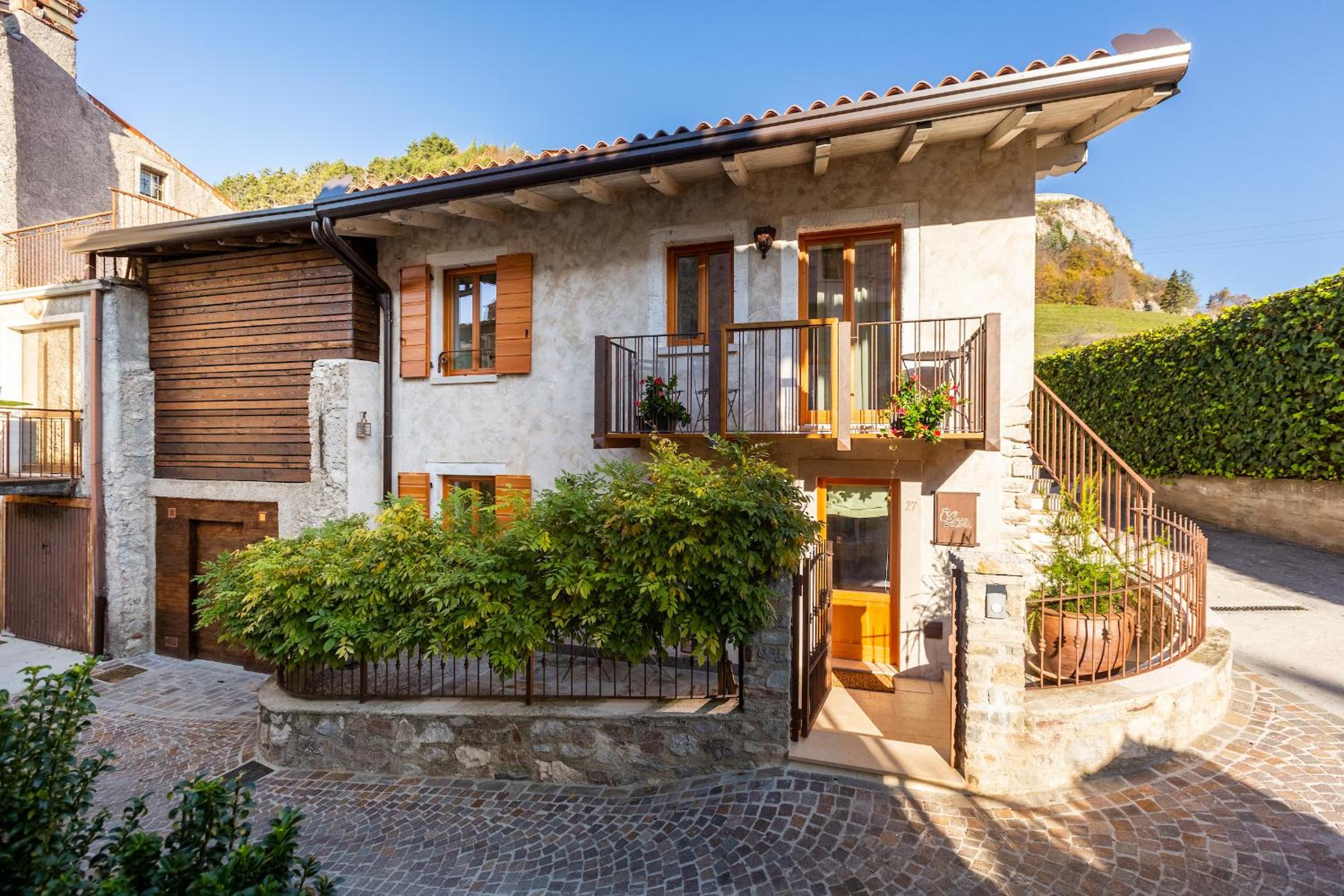 Borgo Cantagallo Casa Olivia 1 view 3