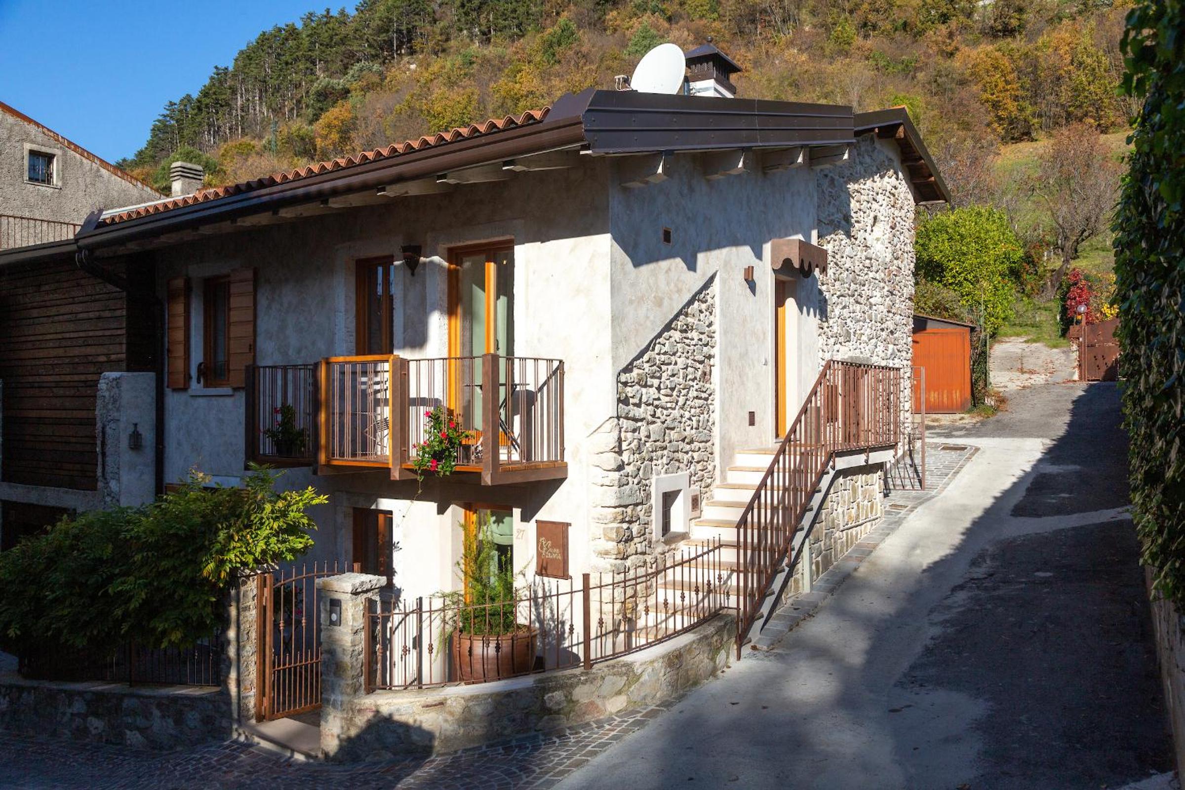 Borgo Cantagallo Casa Olivia 2 view 4