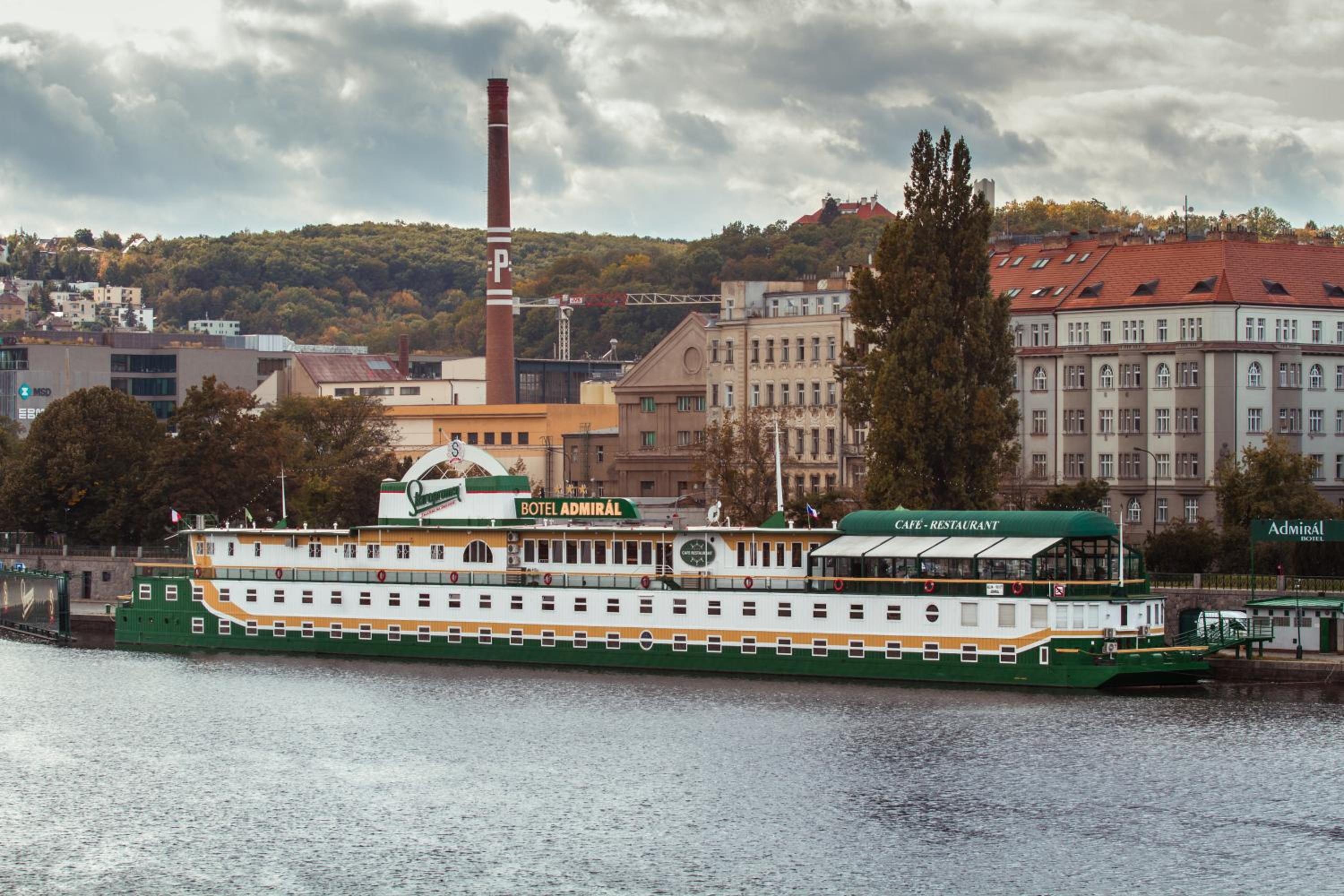 Admiral Botel