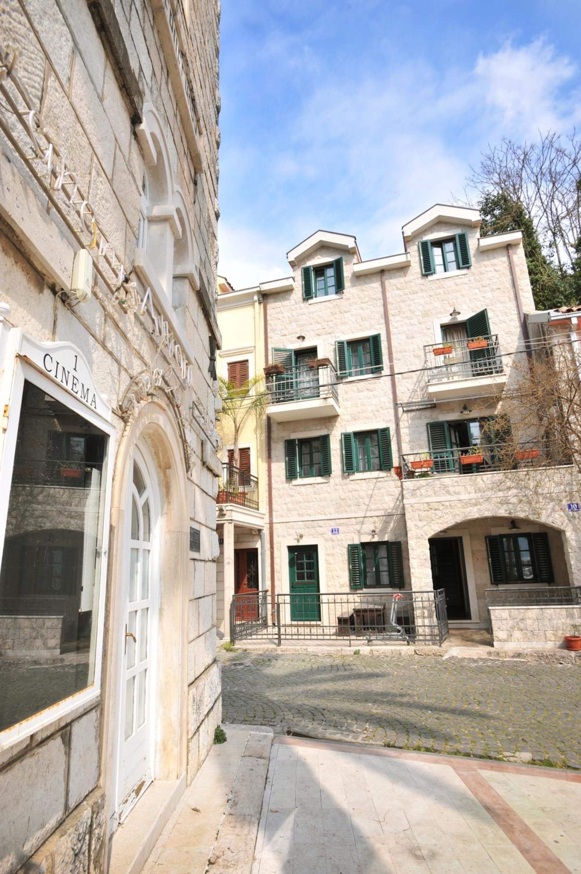 Apartments Jelena Skver