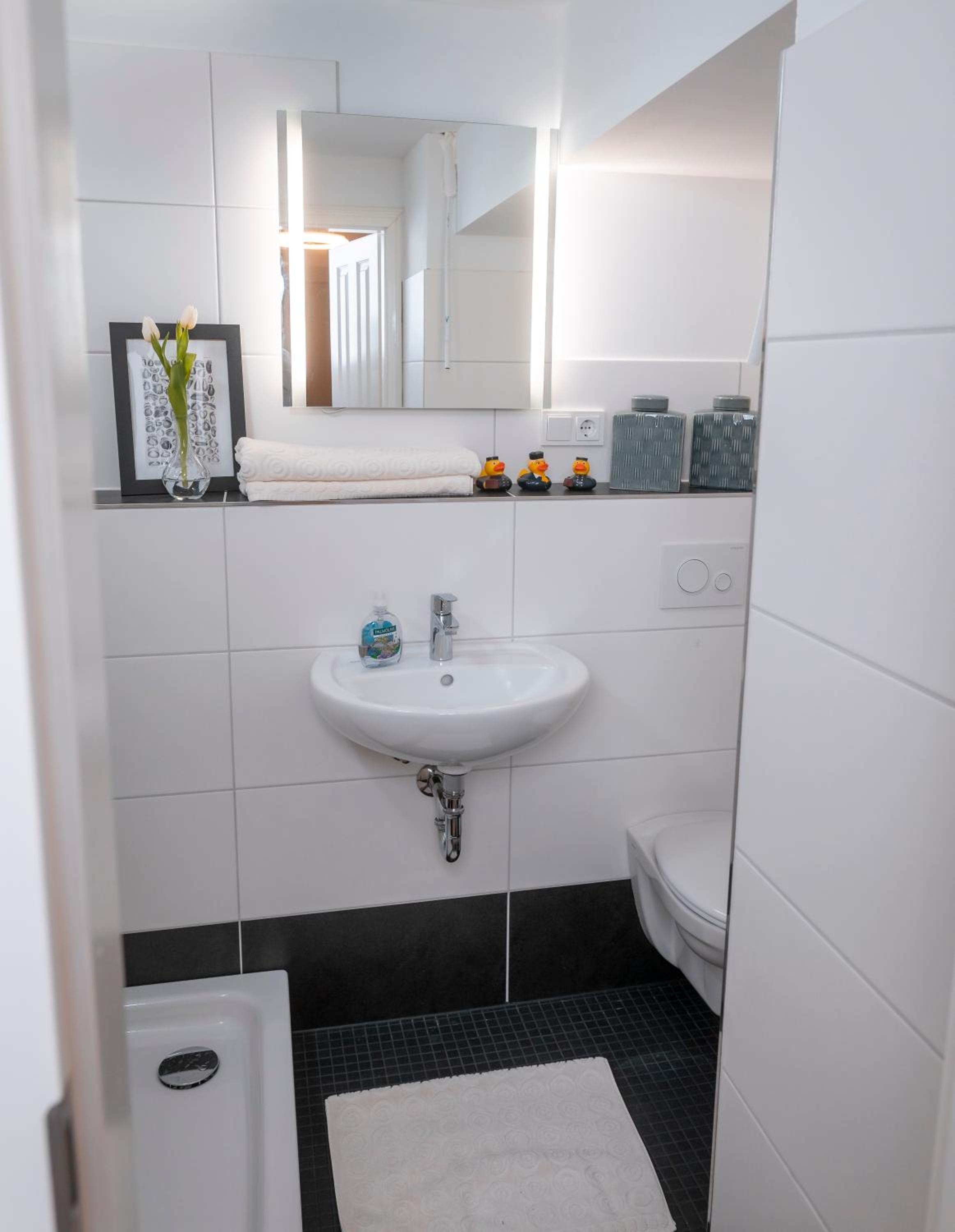 90qm Ferienwohnung Berlin Zentrum Nähe Prenzlauer Berg, 2 Bäder