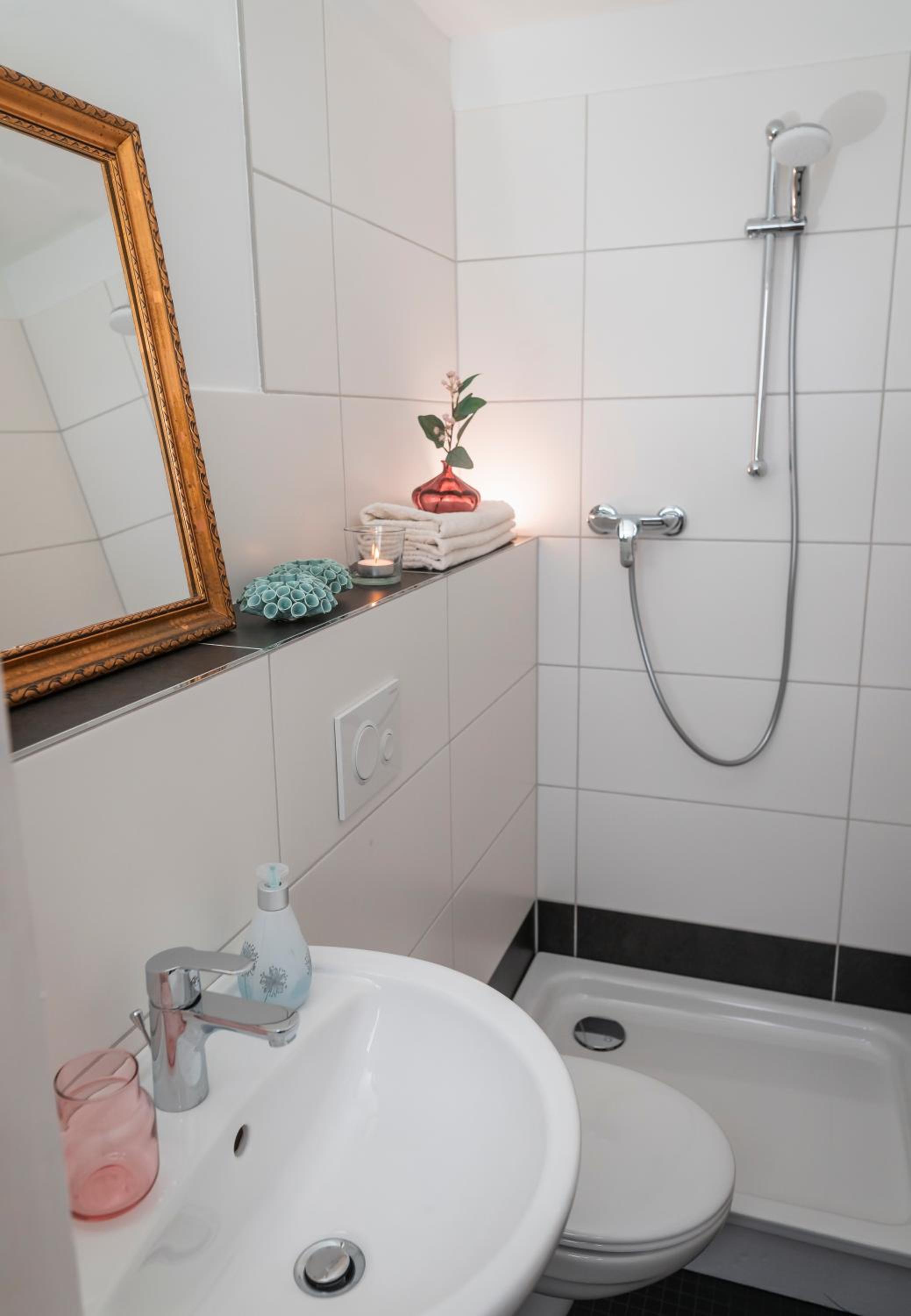 90qm Ferienwohnung Berlin Zentrum Nähe Prenzlauer Berg, 2 Bäder