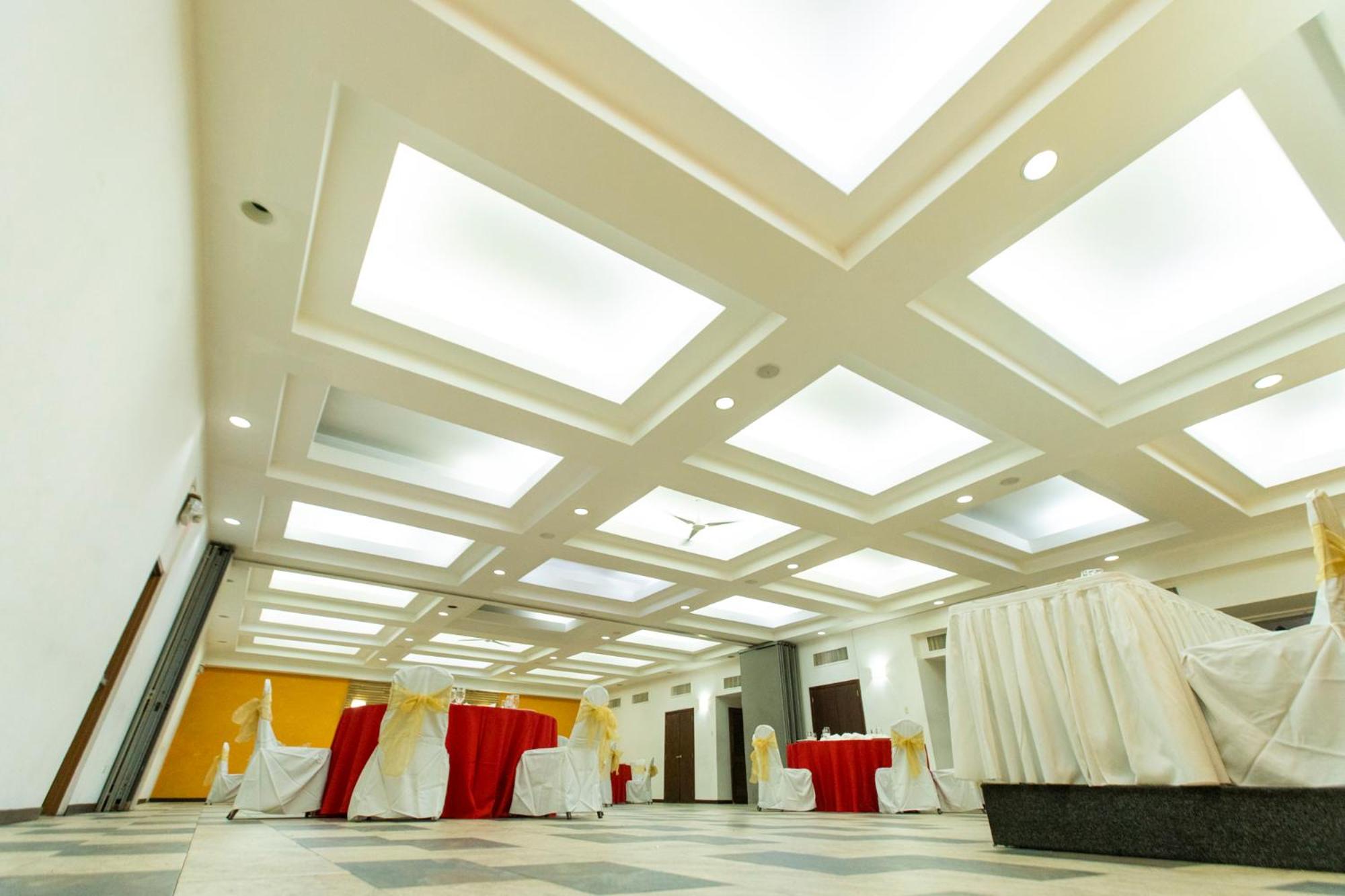 meeting & event spaces