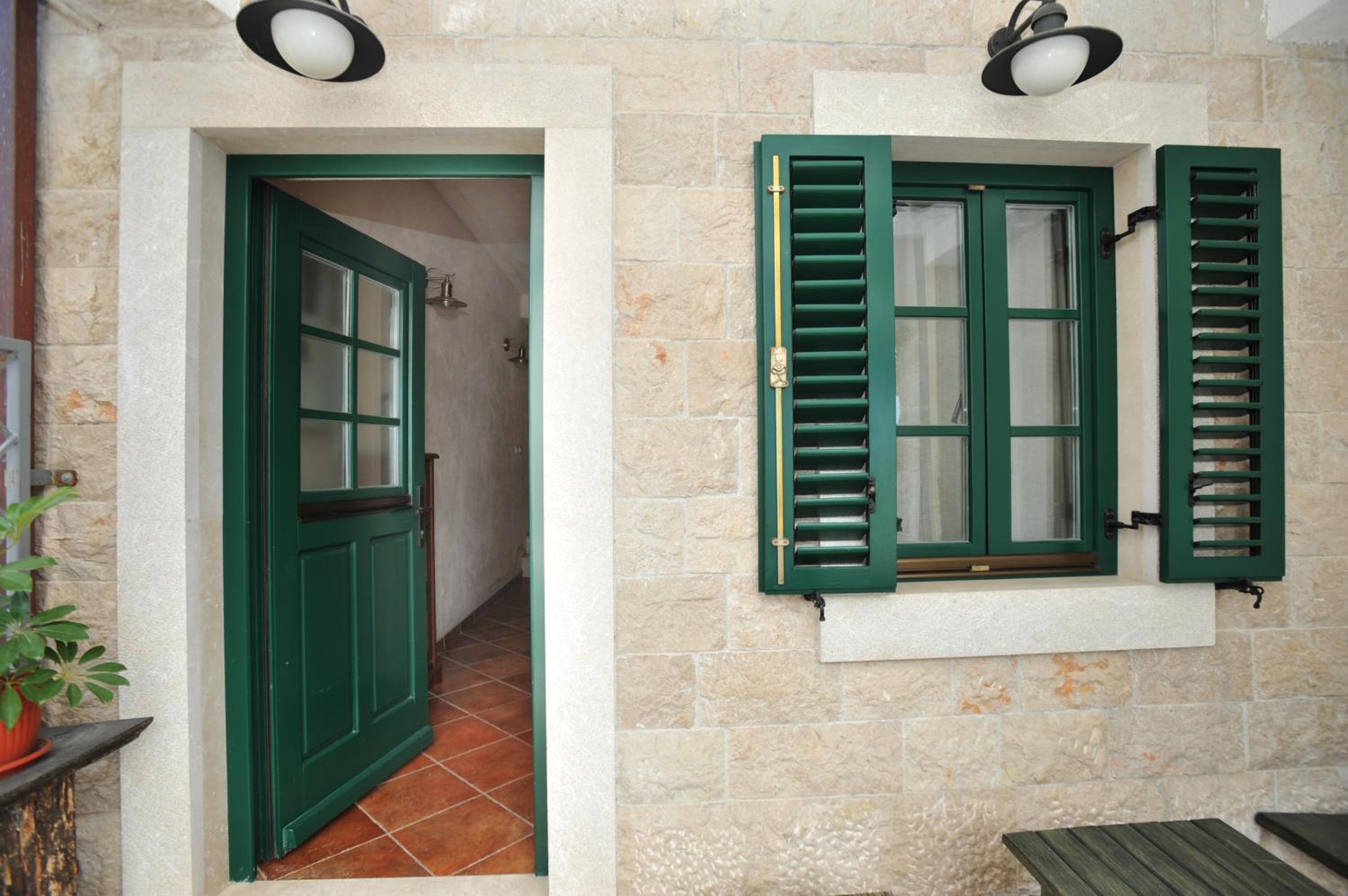 Apartments Jelena Skver