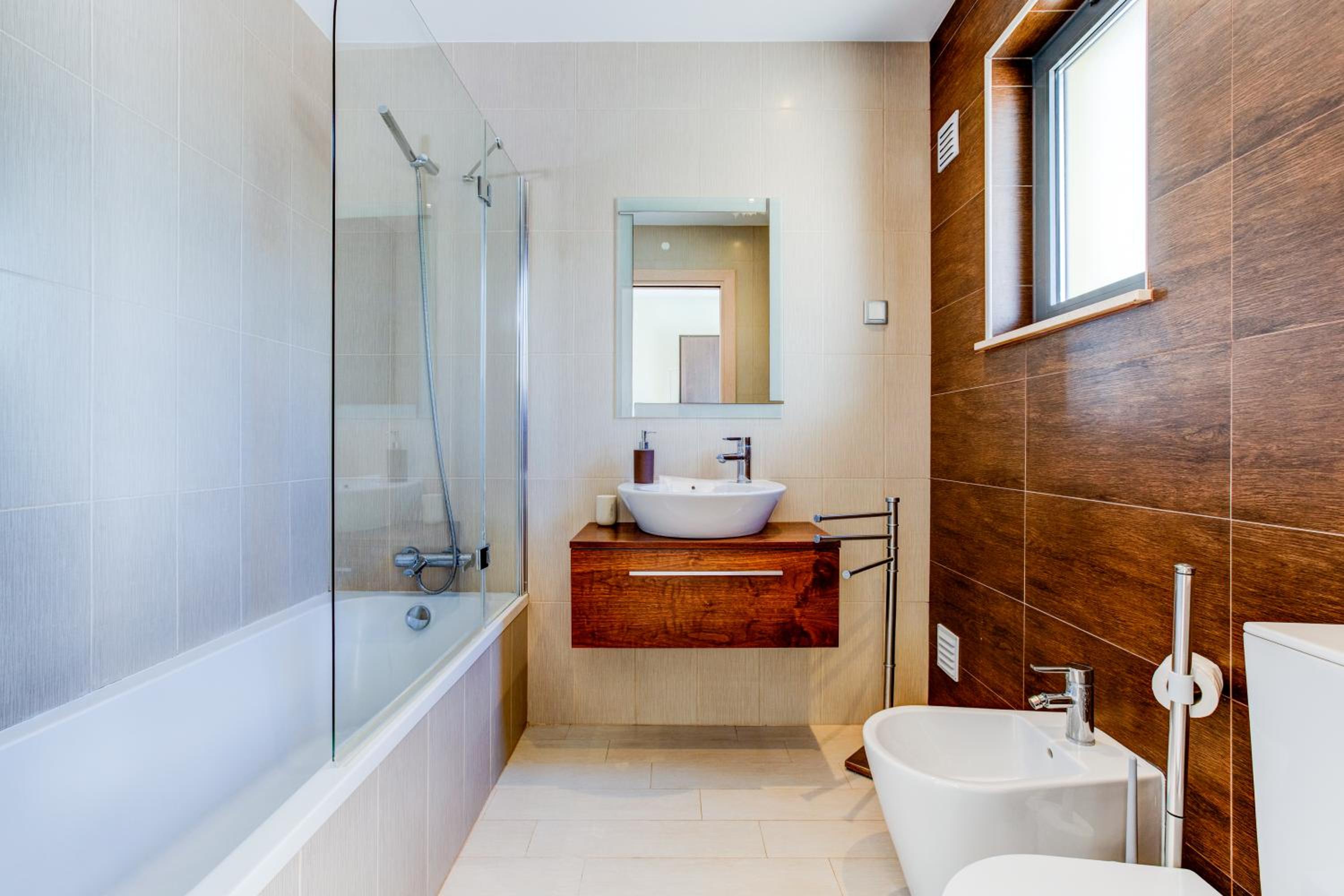 One Bedroom Apartment in Albur Village 1I view 5