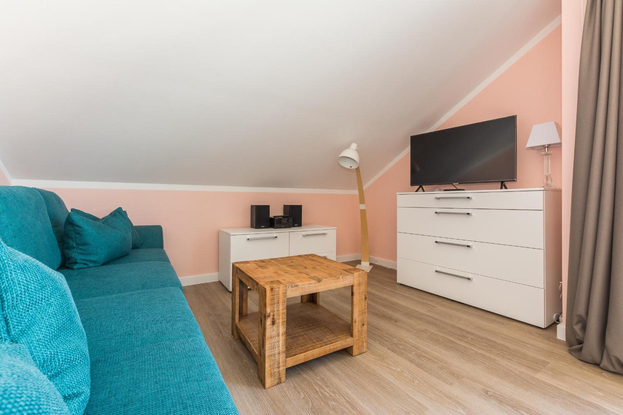 Luxus-See-Domizil mit Sauna, Kamin und Boot-130 qm für 6 Personen