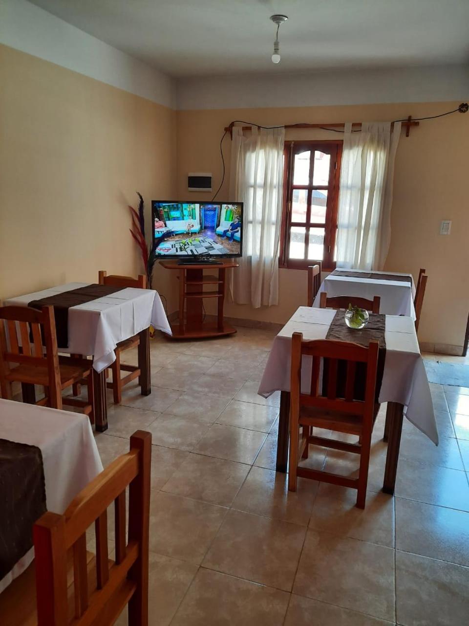 HOSTAL LA PLAZA IRUYA