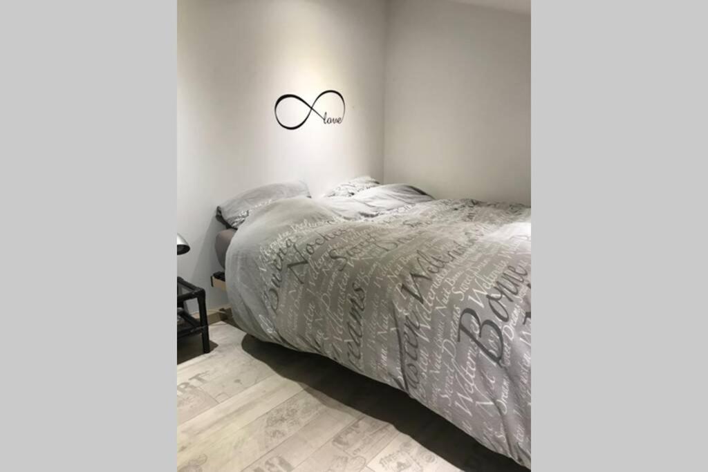 Loft exceptionnel à Wépion avec jacuzzi extérieur l été et cabine infrarouge