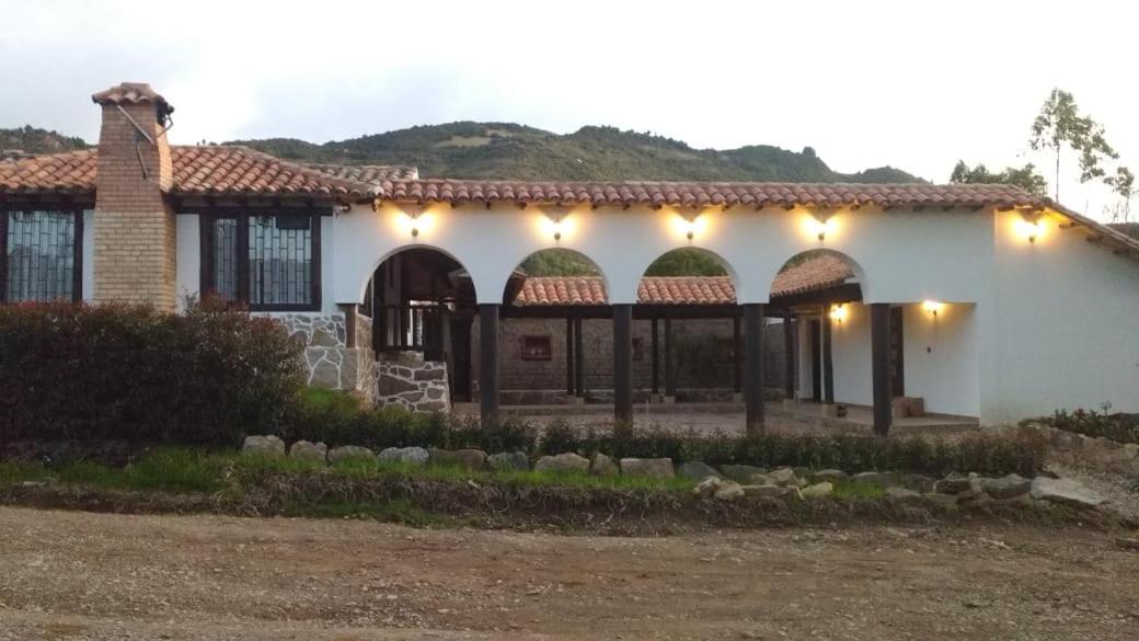 La Casona Cucaita. Sede Campestre
