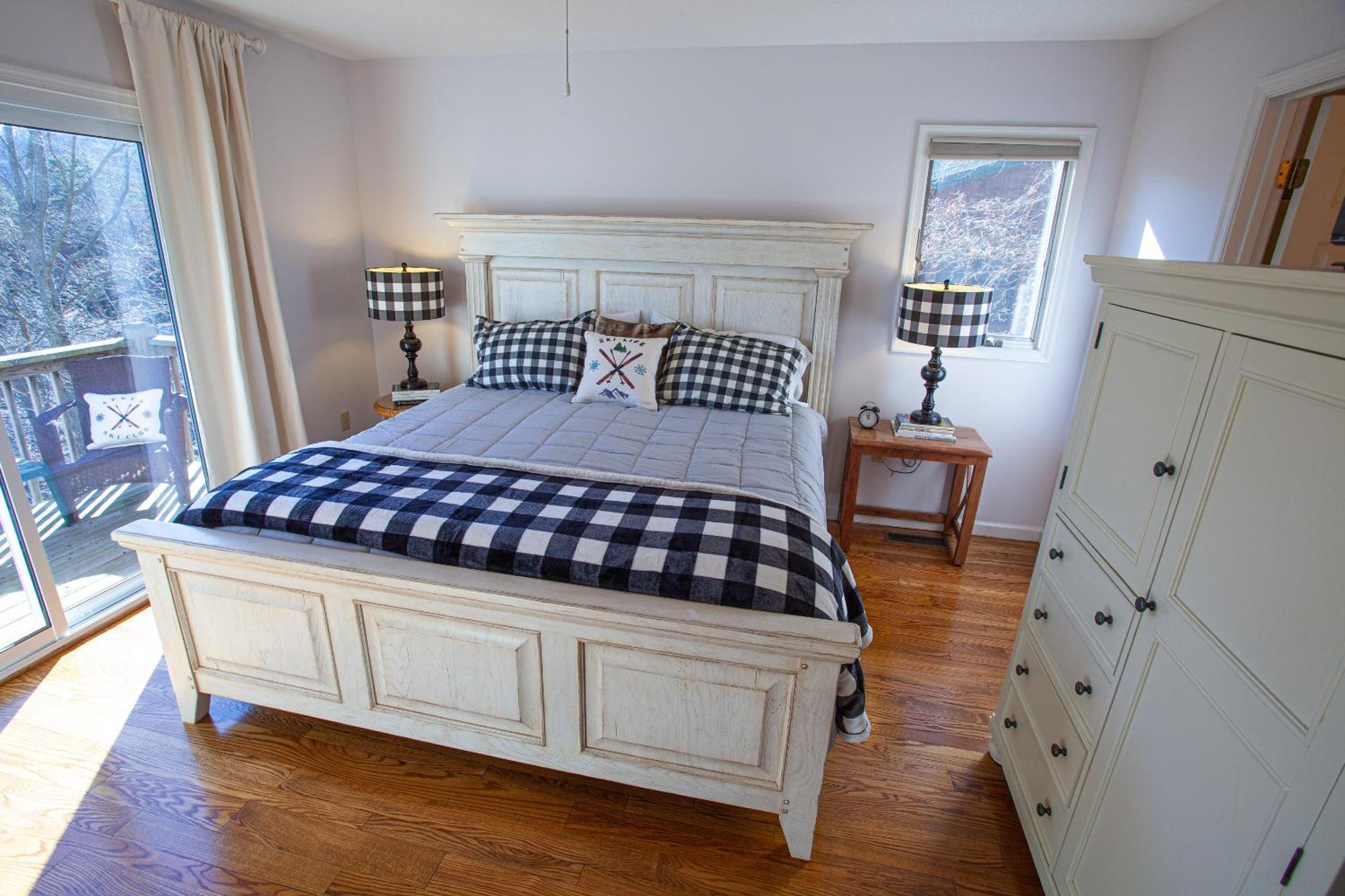 Family Friendly Massanutten Home with Beautiful Mountain Views! view 4