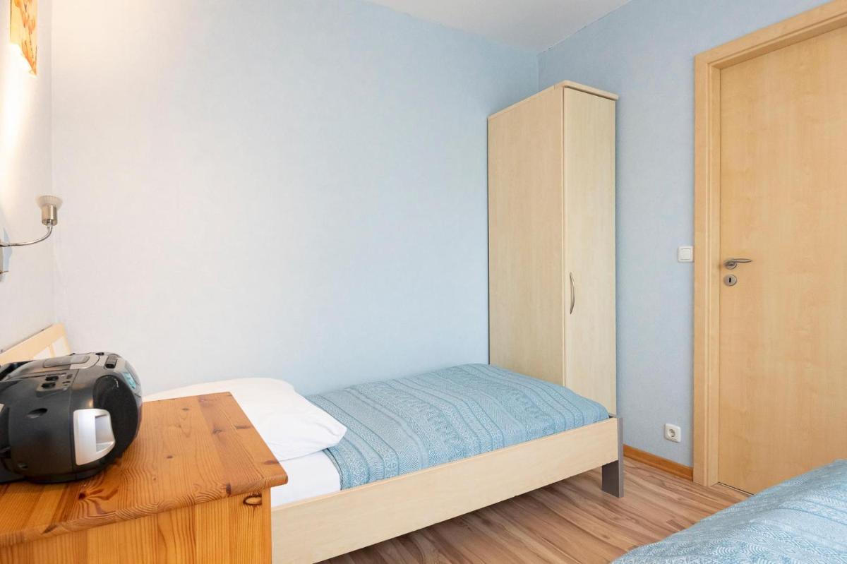 Waldstraße 4 Wohnung 7