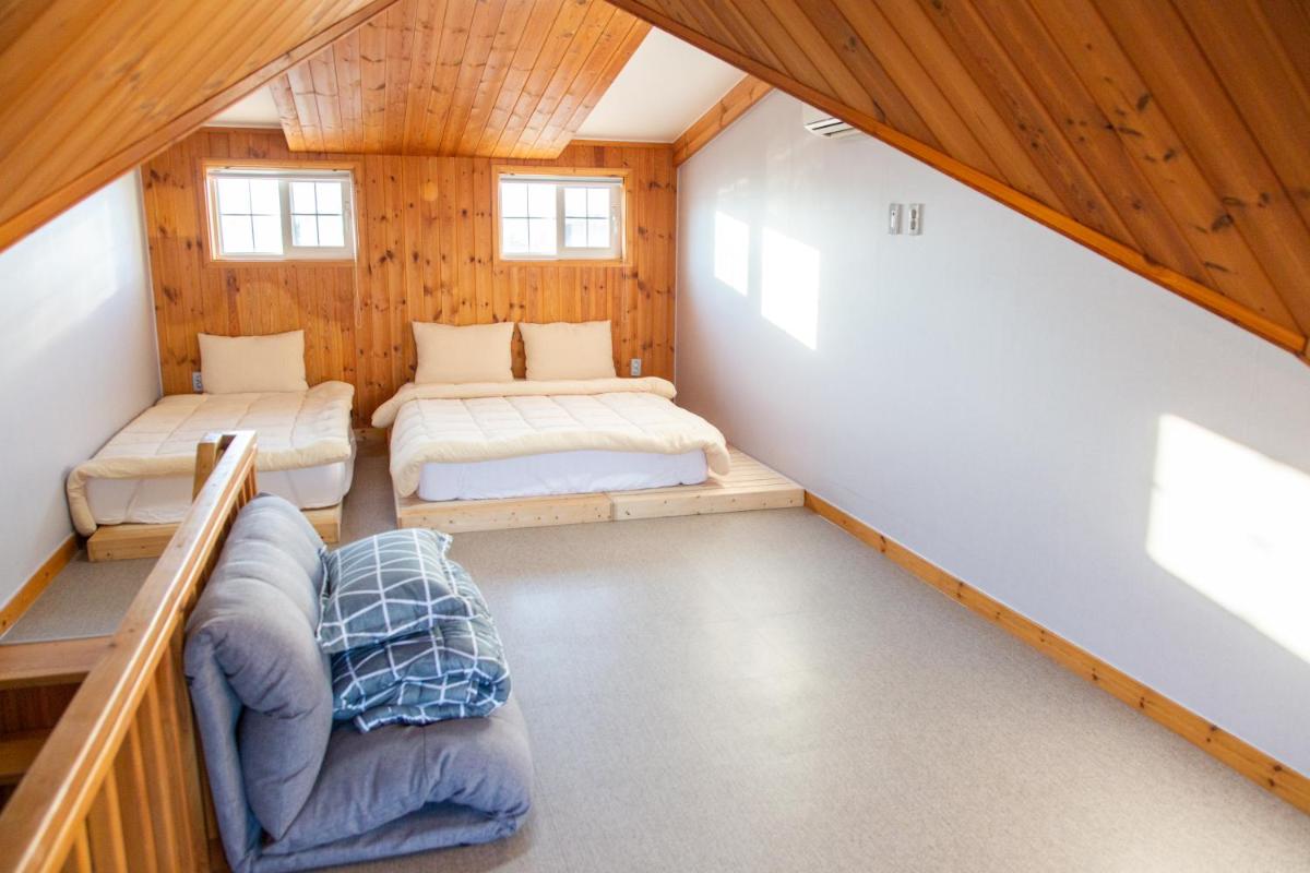 Santa Beach Pension